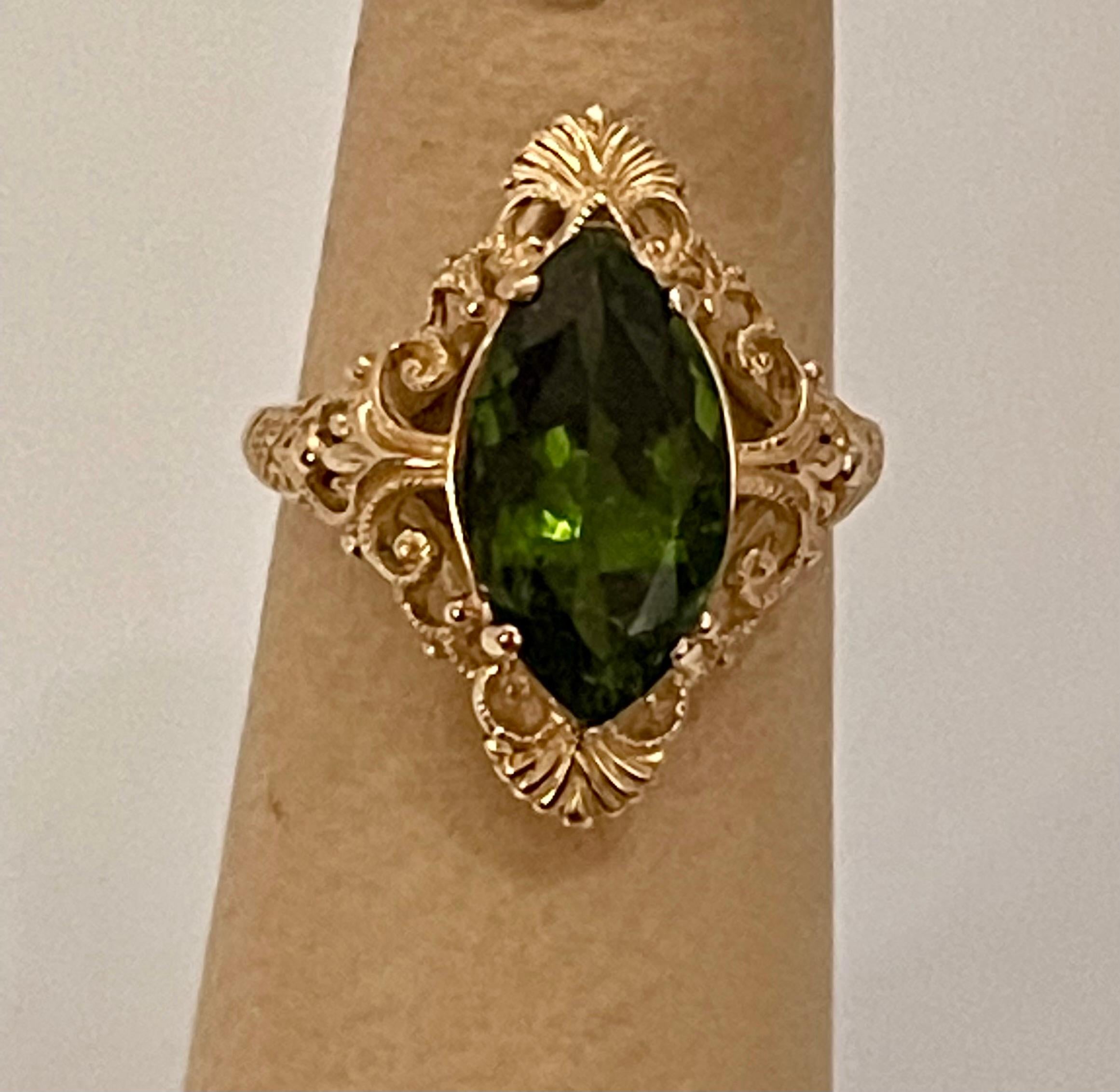 6 Ct Natural Marquise Cut Green Tourmaline Ring in 14 Karat Yellow Gold In Excellent Condition For Sale In New York, NY