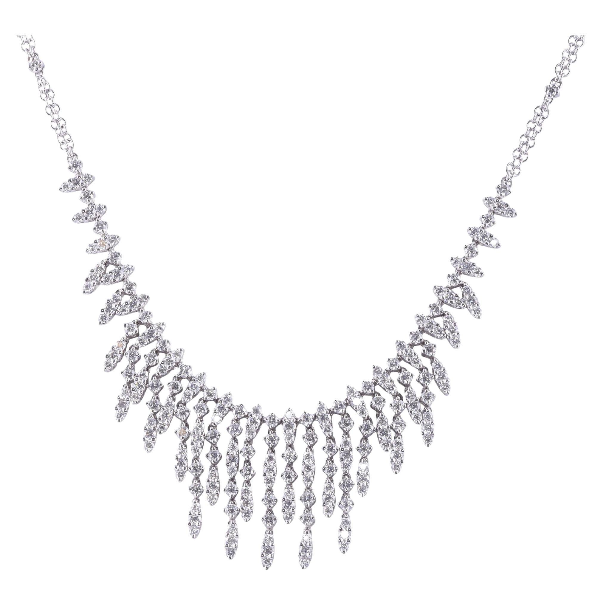 6 CTW Diamond Dangle Necklace For Sale