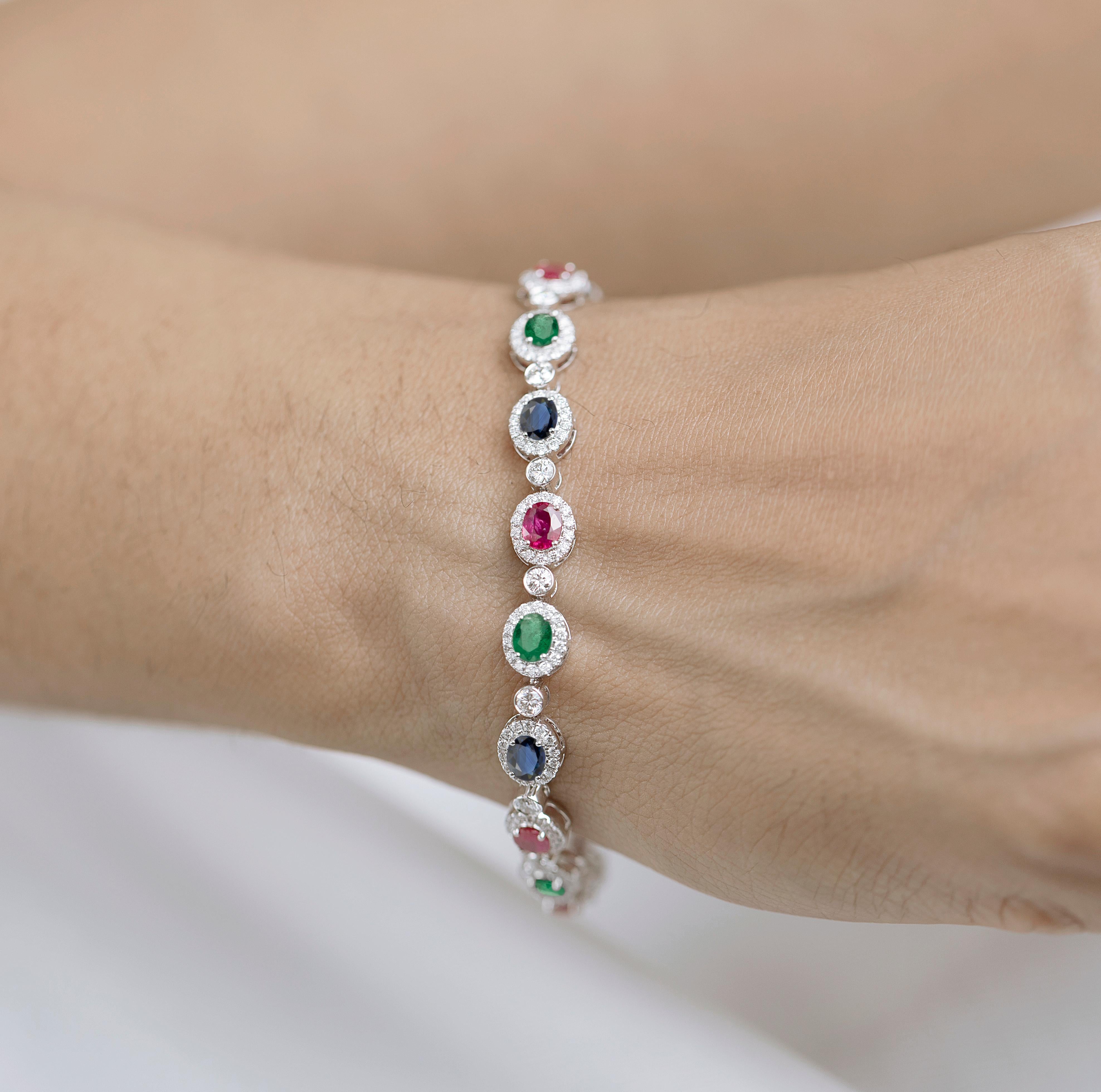 Art Deco 6 Ctw Oval Cut Natural Emerald, Sapphire Ruby Diamond Bracelet in 18k White Gold For Sale