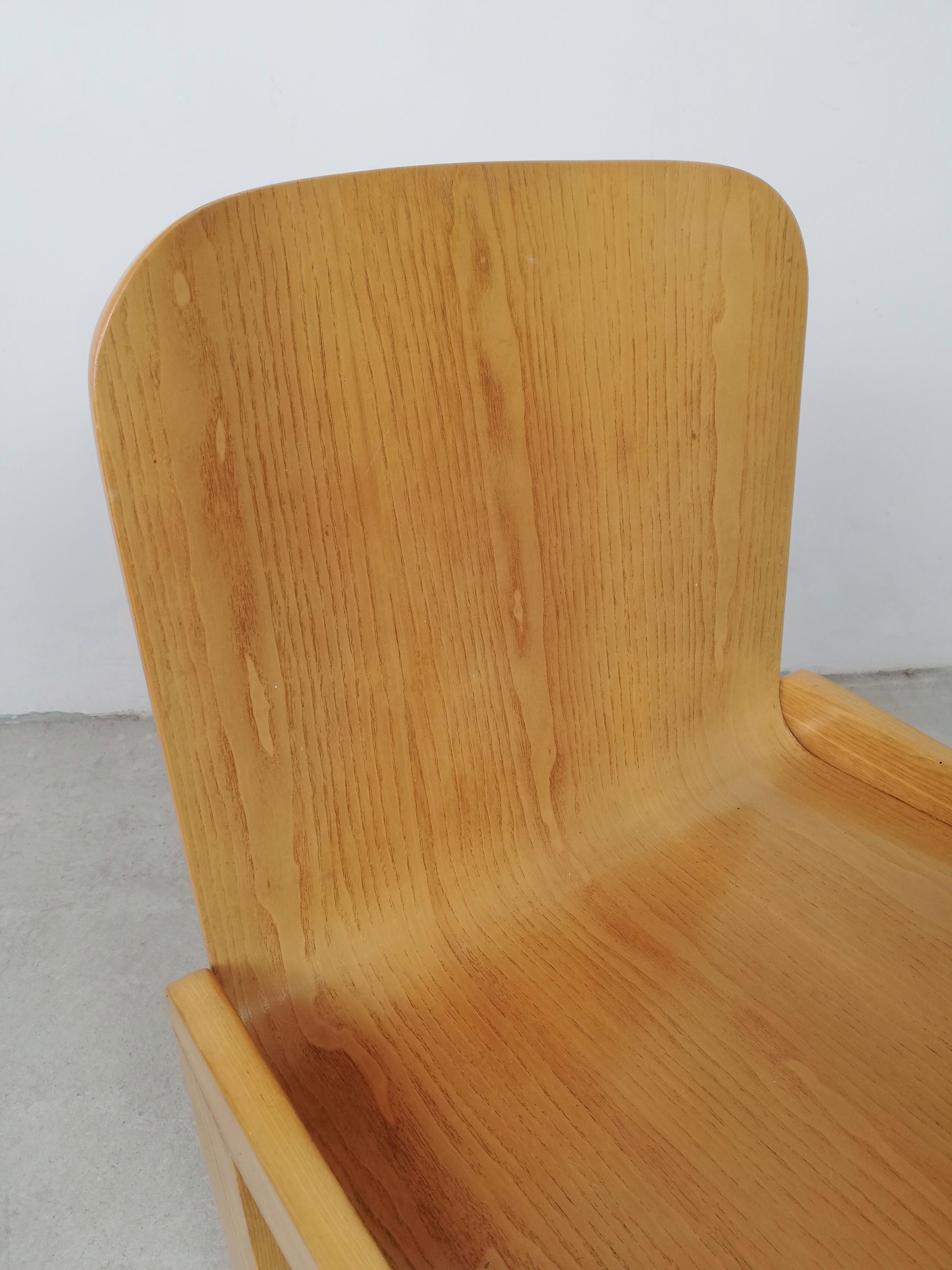 6 Curved Plywood Dining Chairs by Molteni in the style of Scarpa, Italy, 1970s For Sale 10