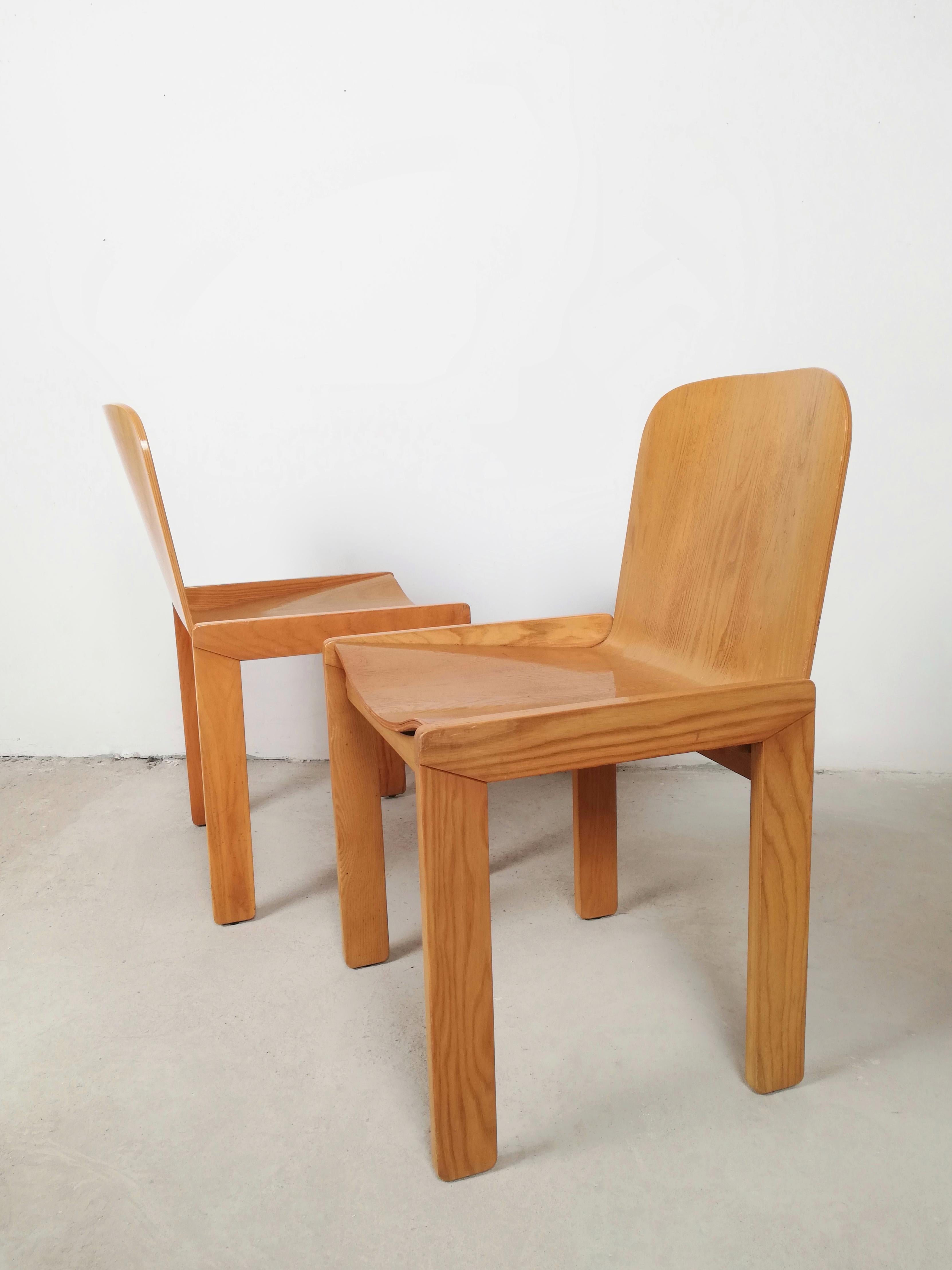 6 Curved Plywood Dining Chairs by Molteni in the style of Scarpa, Italy, 1970s For Sale 1