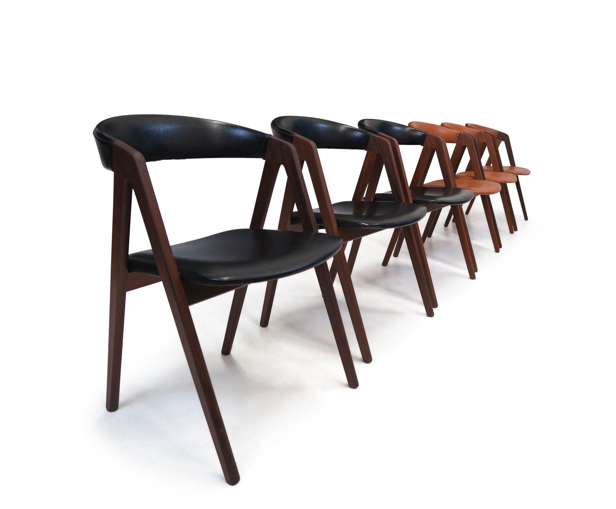 6 dänische Esszimmerstühle aus Nussbaumholz mit A-Rahmen (24 verfügbar) (Walnuss) im Angebot