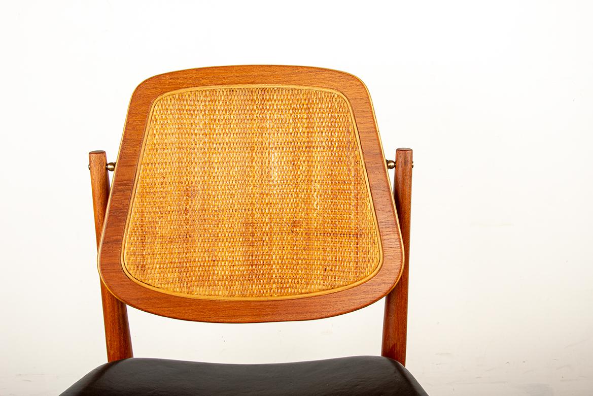 6 sillas danesas de teca, caña y cuero, modelo FD 187 de Arne Vodder 1957. en Bueno estado para la venta en JOINVILLE-LE-PONT, FR