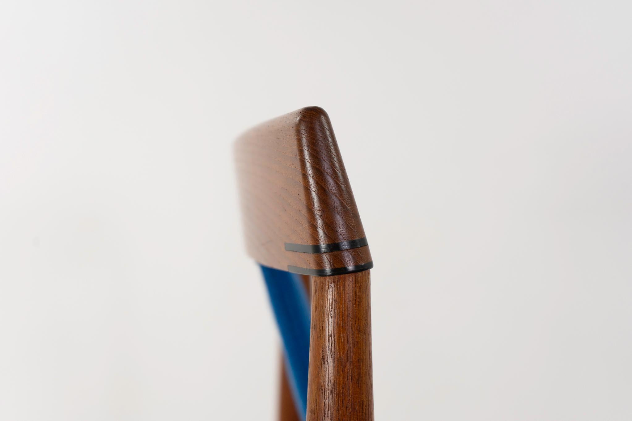 Teak 6 Sedie da pranzo danesi in teak modello 771 della metà del secolo scorso di Hans Olsen in vendita