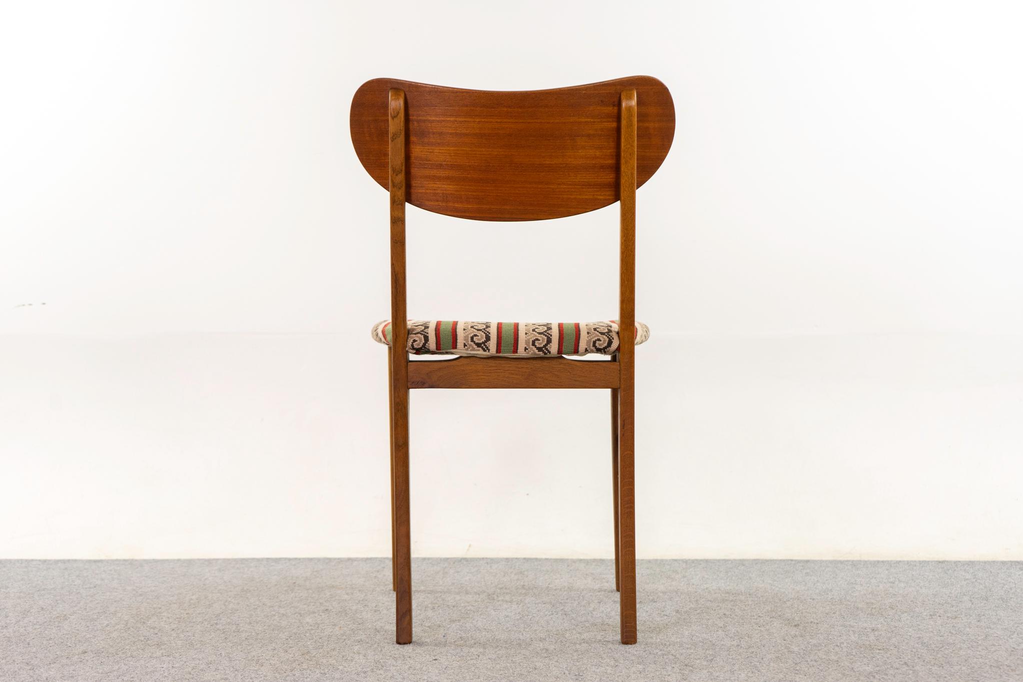 6 Chaises de salle à manger danoises en The Moderns en vente 2