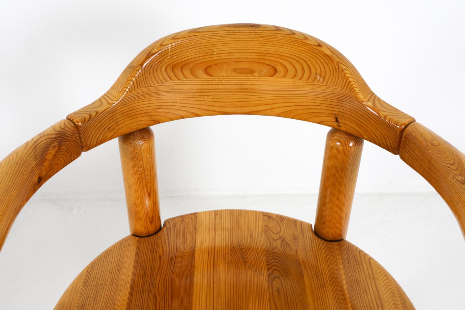 (6) Chaises de salle à manger en pin danois par Rainer Daumiller, circa 1970 en vente 6