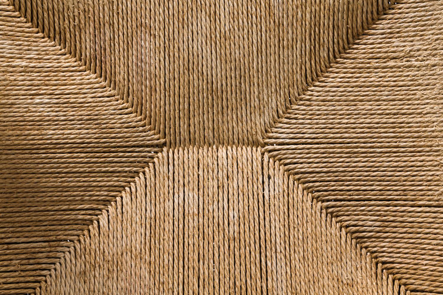 (6) Chaises de salle à manger en pin danois par Rainer Daumiller, circa 1970 en vente 7