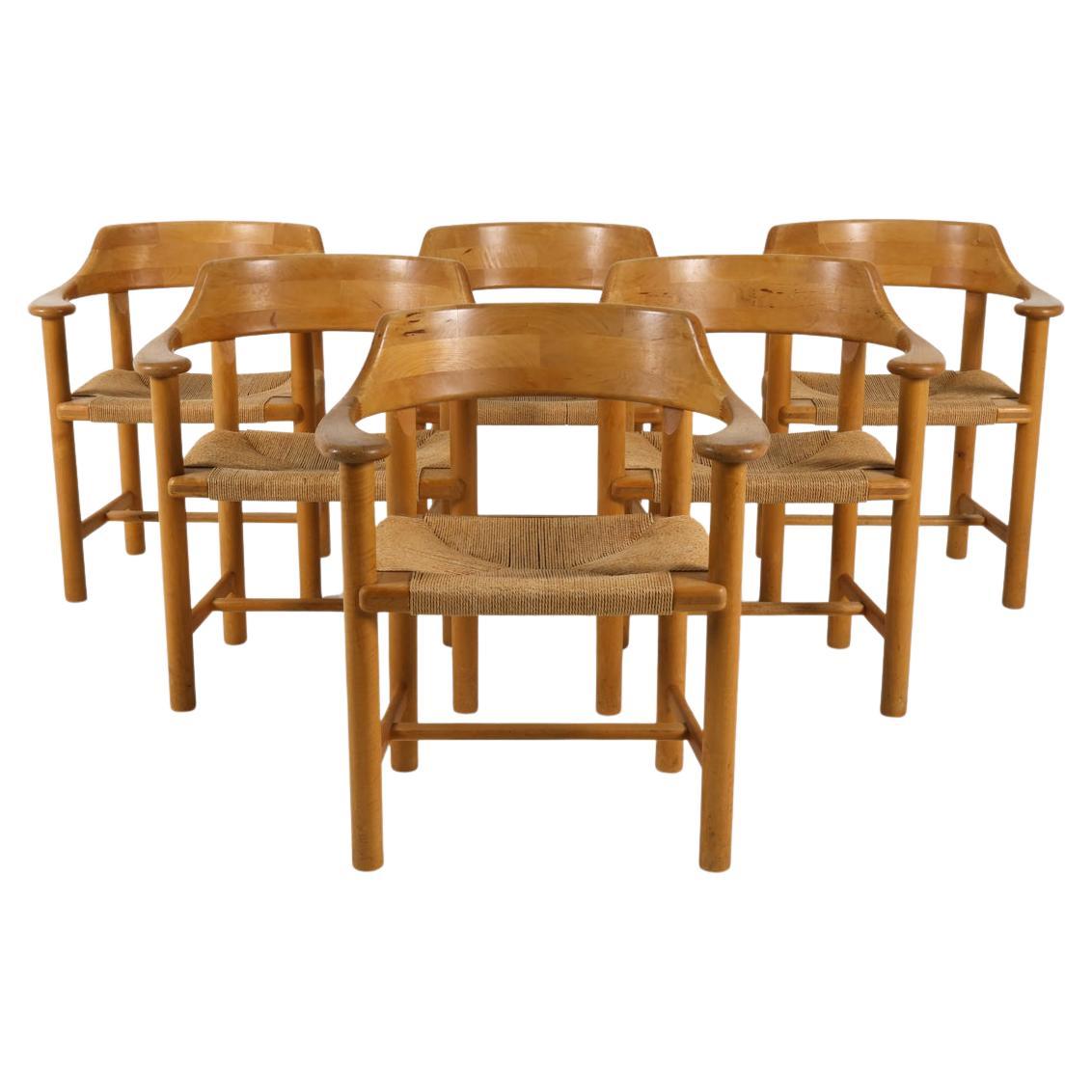 (6) Chaises de salle à manger en pin danois par Rainer Daumiller, circa 1970 en vente