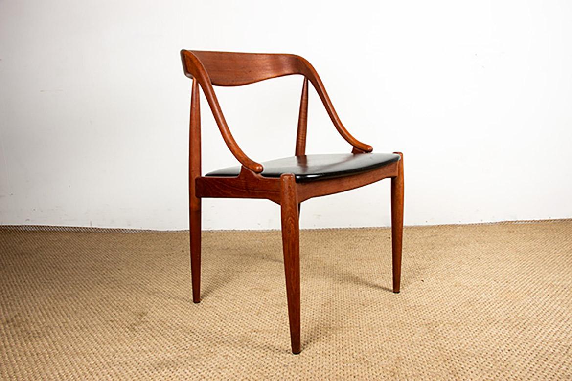 Danese 6 sedie danesi in teak e similpelle, modello 16 ohannes Andersen per Uldum 1960. in vendita