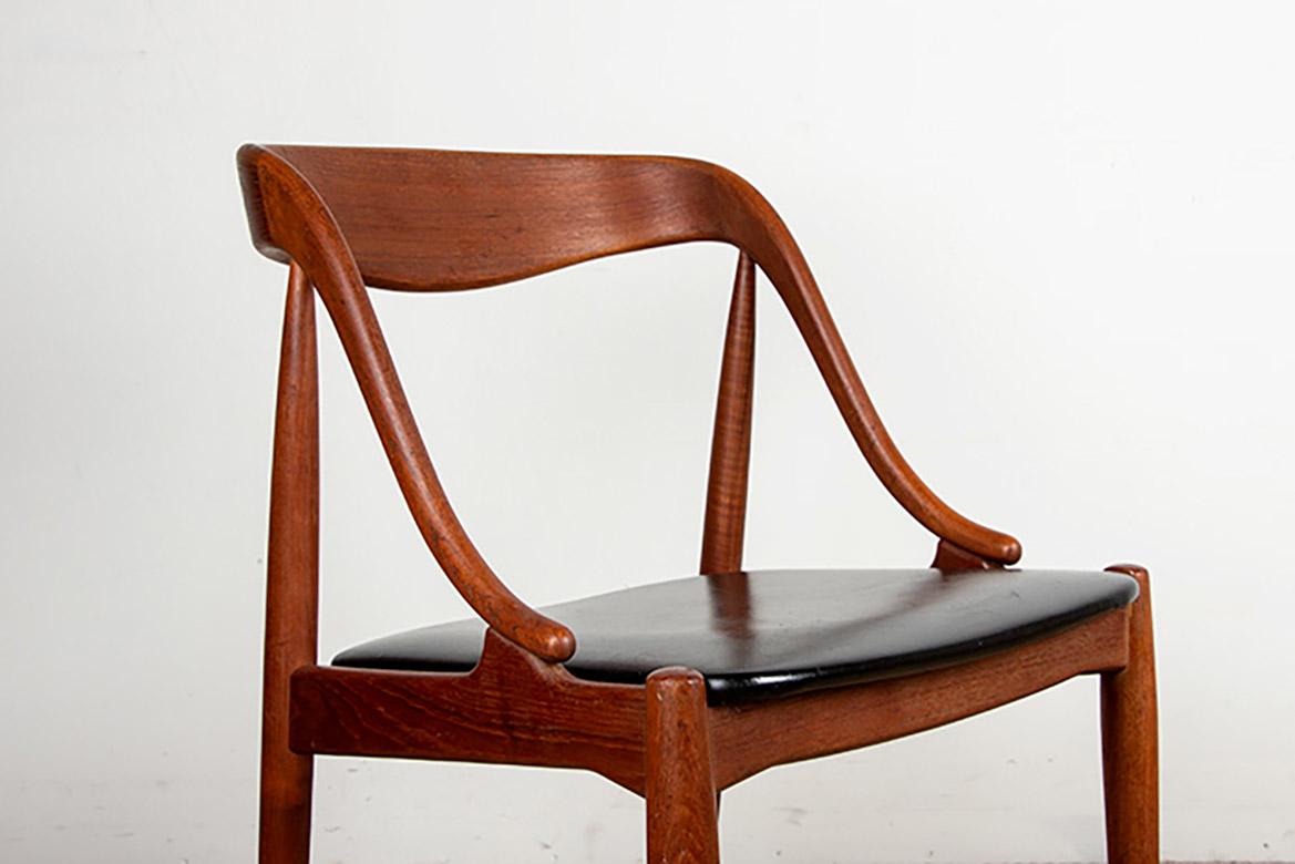 6 sedie danesi in teak e similpelle, modello 16 ohannes Andersen per Uldum 1960. In condizioni buone in vendita a JOINVILLE-LE-PONT, FR