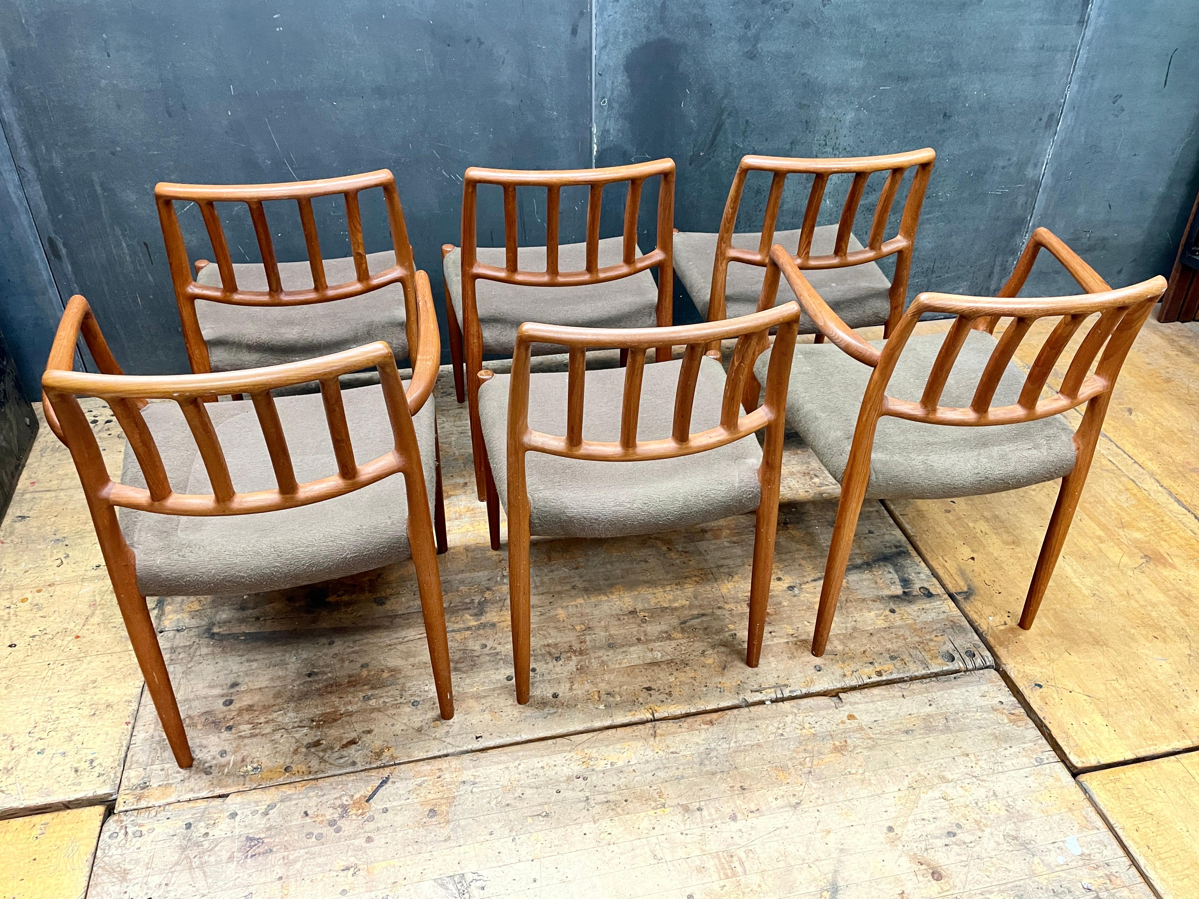 6 Danish Teak Upholstered Chairs + Armchairs Niels Møller JL Moller Model Nº 83 In Distressed Condition In Hyattsville, MD