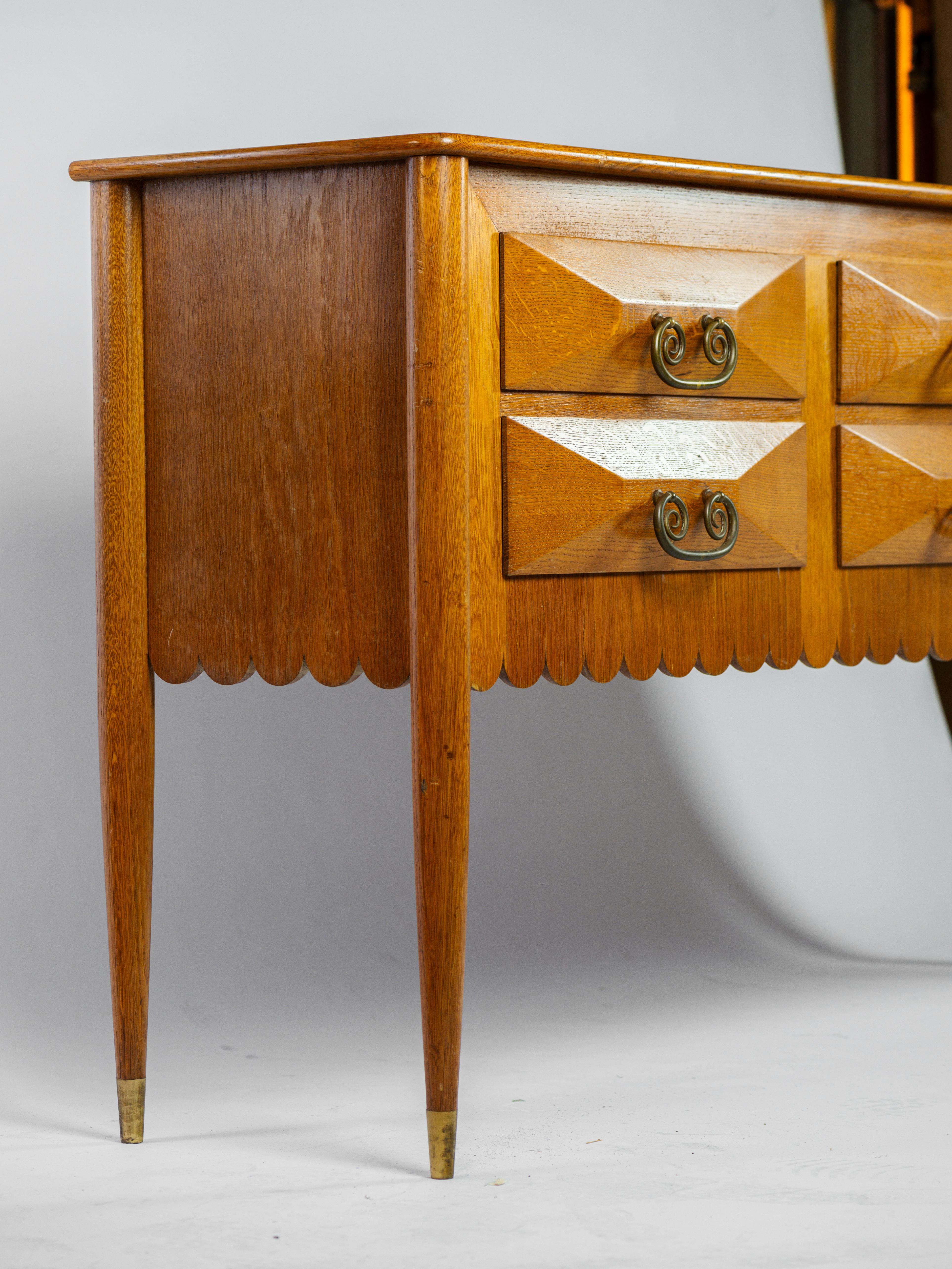 Milieu du XXe siècle Commode à 6 tiroirs en bois doré de Paolo Buffa en vente