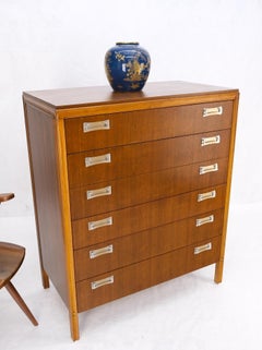 Commode haute à 6 tiroirs et poignées tombantes en noyer, moderne du milieu du siècle dernier, pieds hauts MINT