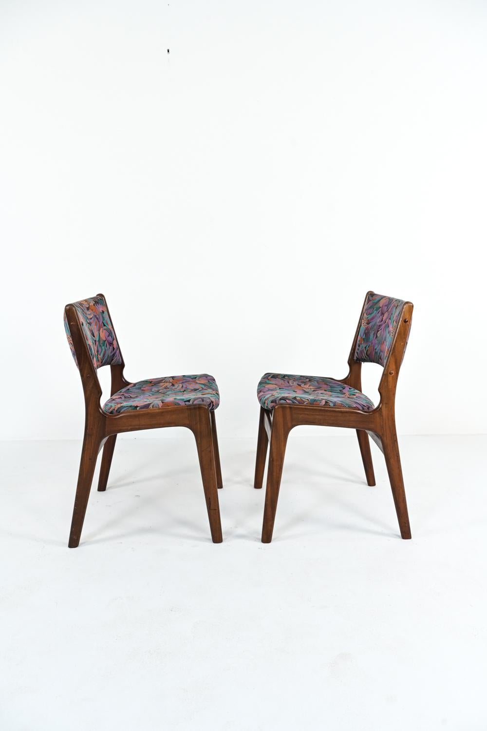 '6' Erik Buch Model 89 Teak Dining Chairs, c. 1960's In Good Condition In Norwalk, CT