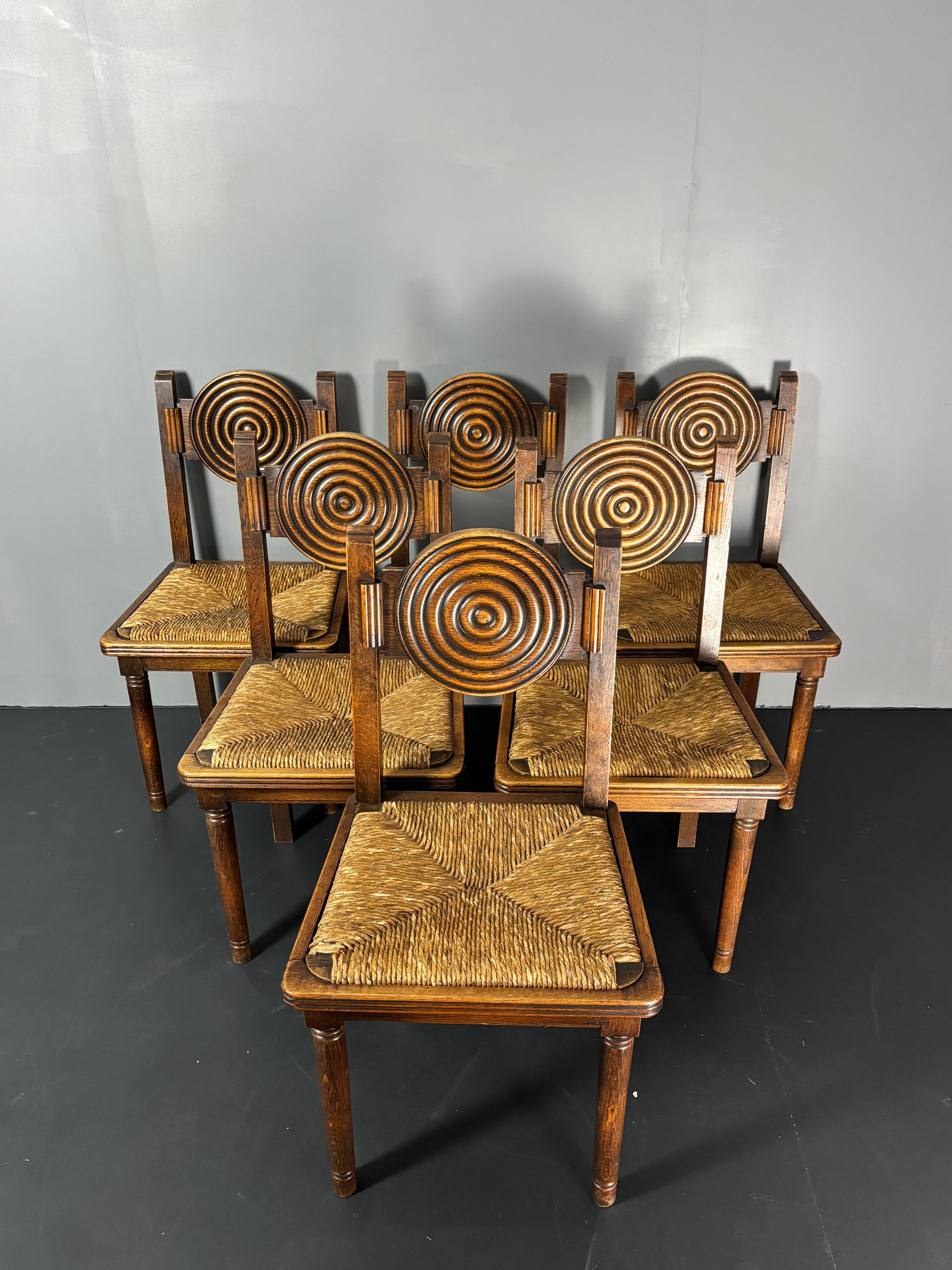 Milieu du XXe siècle 6 chaises de salle à manger en jonc tourné en bois de ferme français dans le style de Charles Dudouy en vente