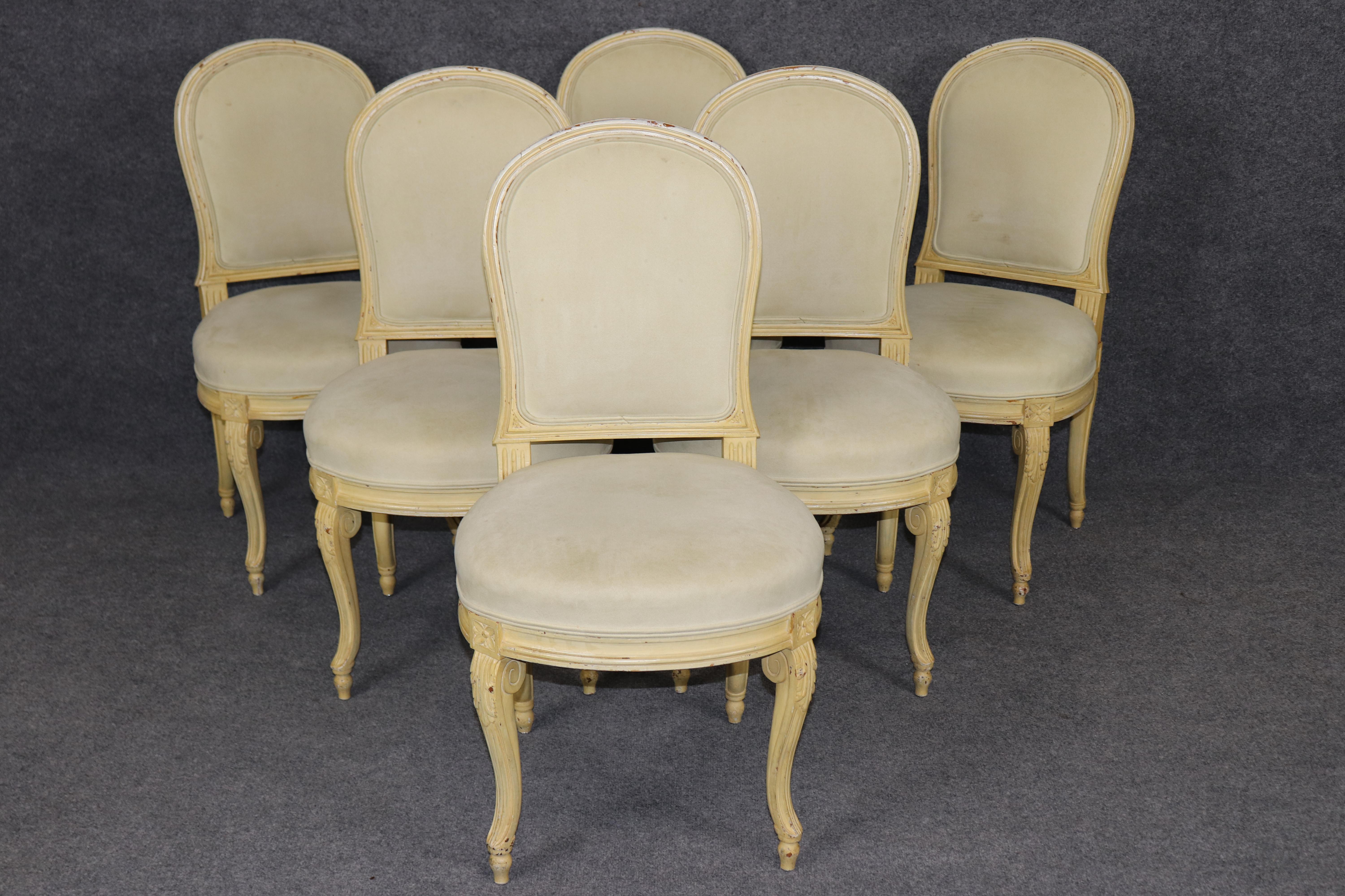 6 Sillas auxiliares francesas estilo Luis XV de principios del siglo XX decoradas con pintura envejecida Francés en venta
