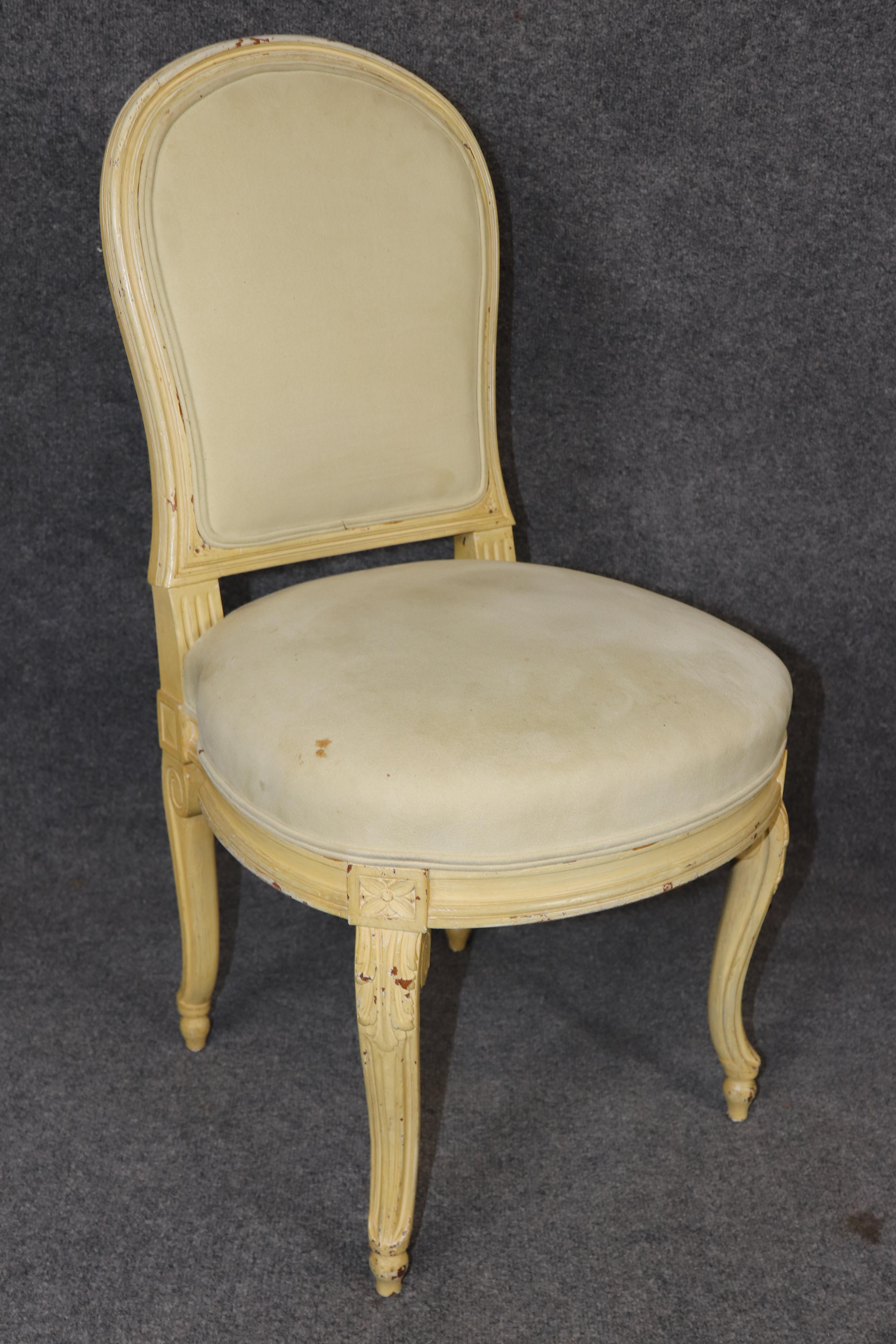 6 Sillas auxiliares francesas estilo Luis XV de principios del siglo XX decoradas con pintura envejecida en venta 2