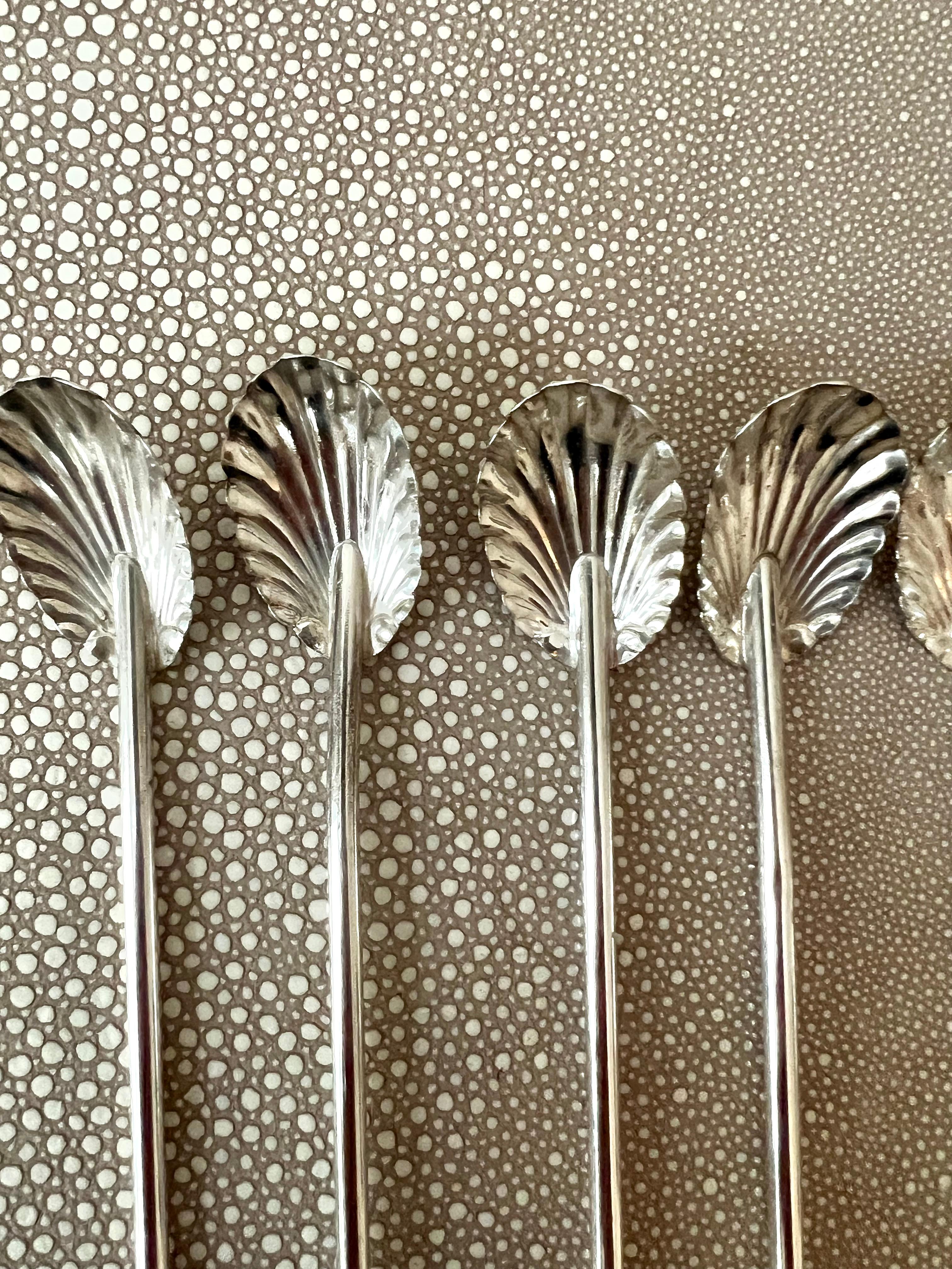 6 French Sterling Iced Tea Scallop Clam Shell Spoons In Good Condition For Sale In Los Angeles, CA