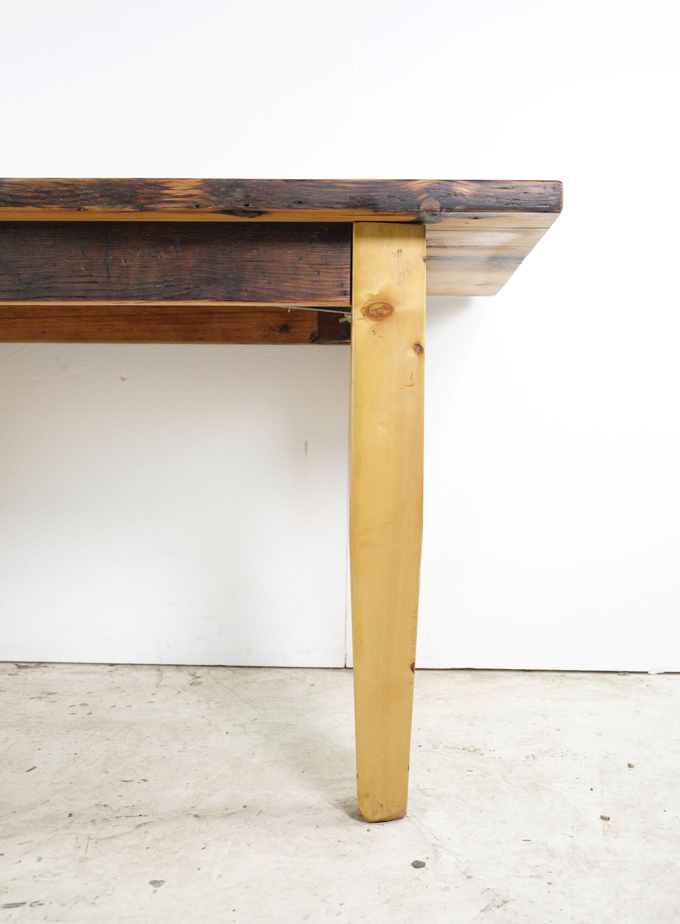 6 ft  Pine Tapered Leg Dining Room Harvest Farm Table In New Condition For Sale In New York, NY