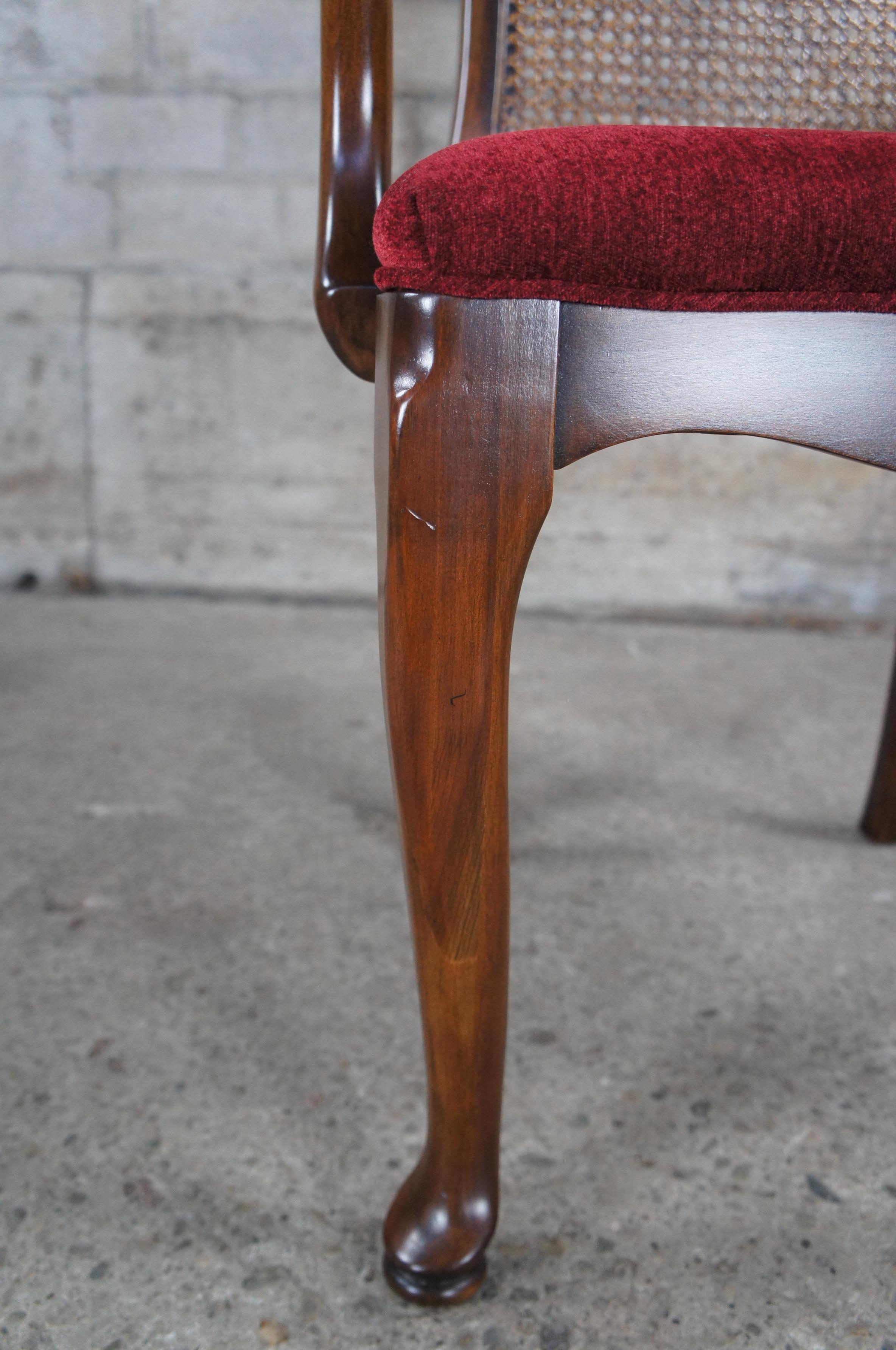 6 Harden Mid Century Solid Cherry Queen Anne Style Caned Dining Arm Chairs In Good Condition For Sale In Dayton, OH