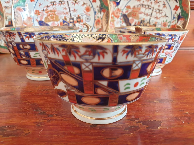 6 Imari Handpainted Spode Cups and Saucers For Sale 5