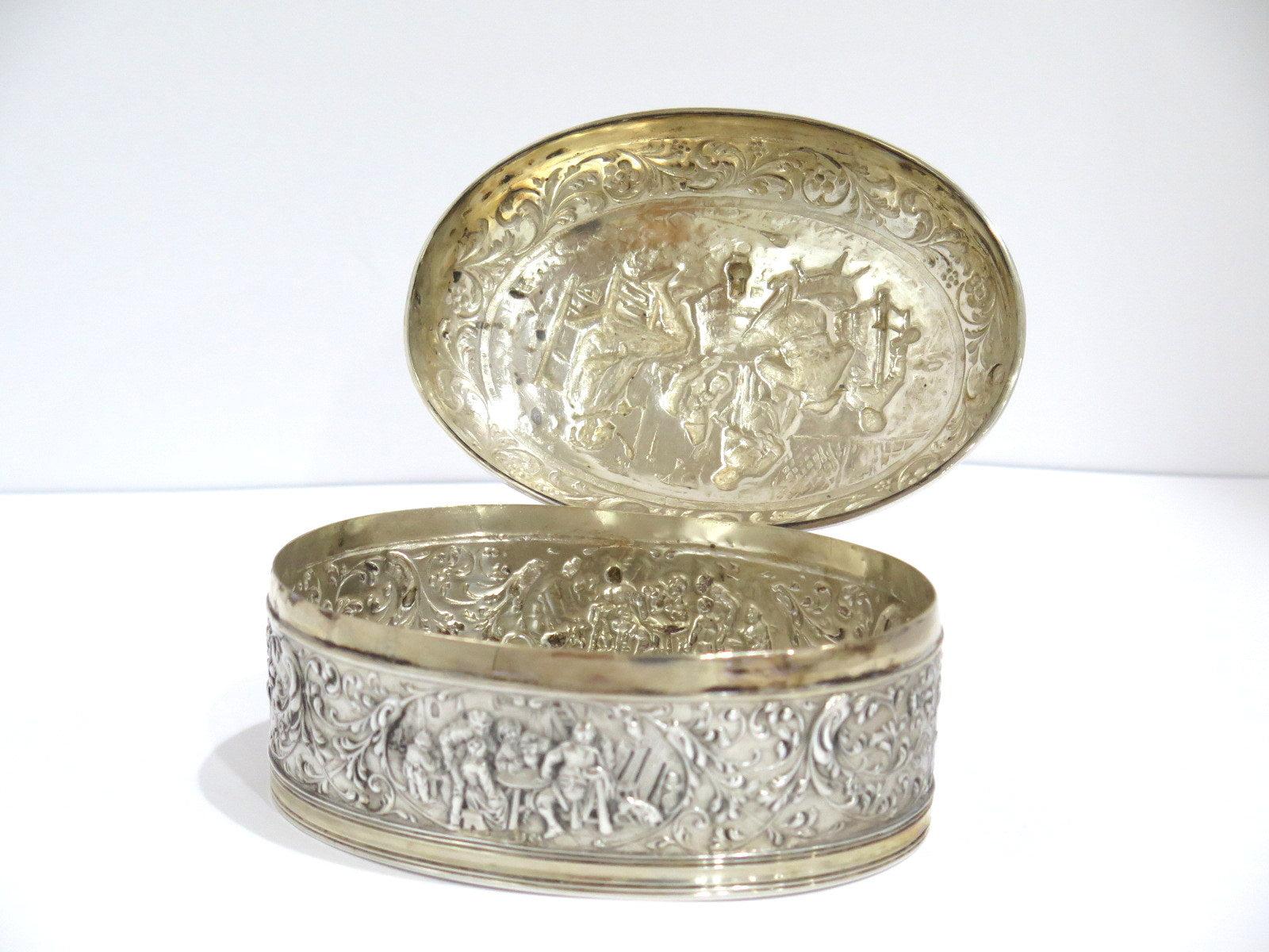 20th Century European Silver Gilded Interior Antique Dutch Playing Cards Scene Oval Box For Sale