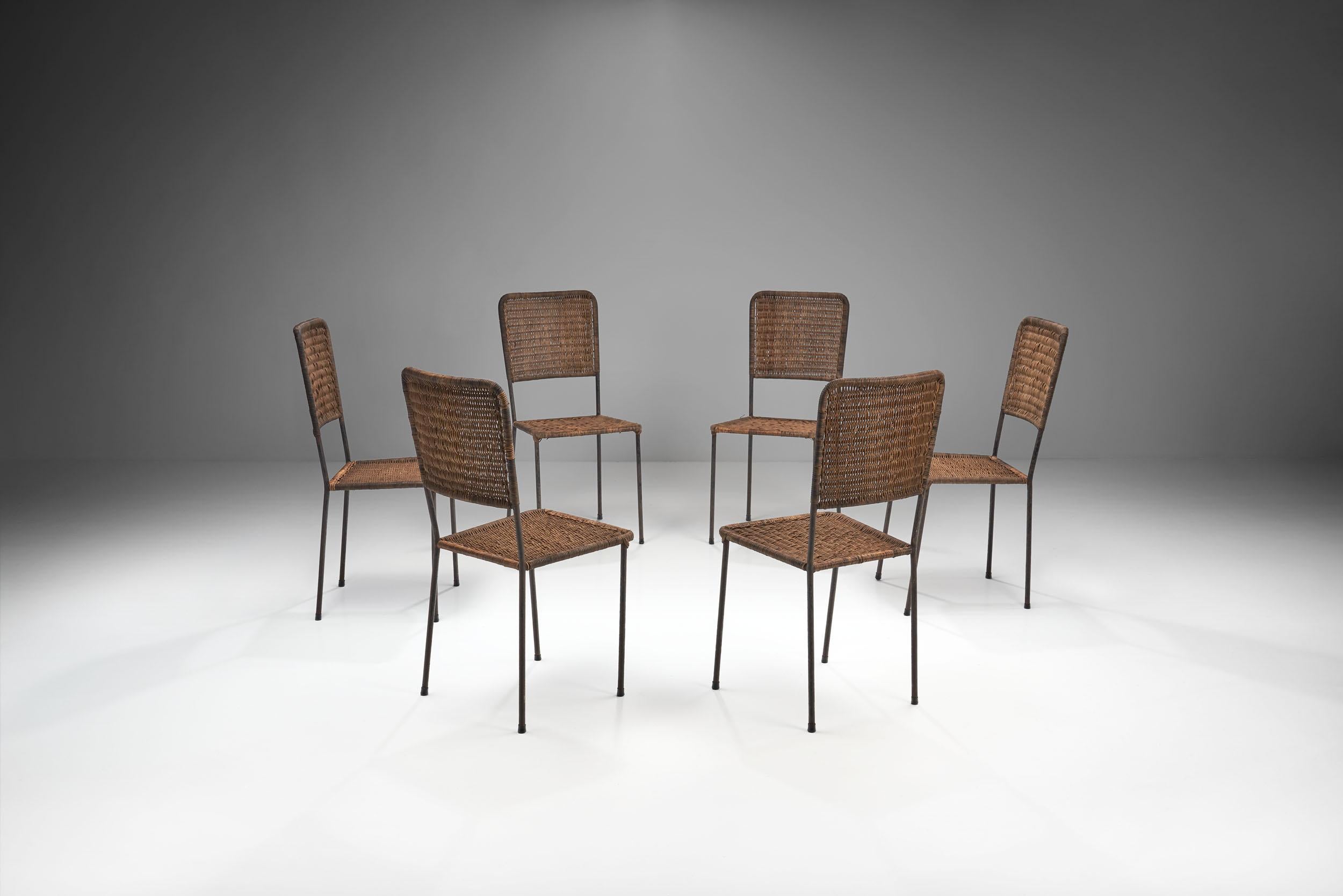 6 Iron and Rattan Chairs, Brazil, 1960s In Good Condition For Sale In Utrecht, NL