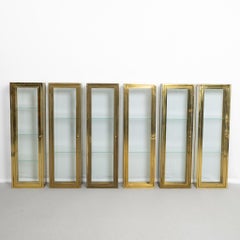6 Italienische 1970's Messing Vitrine Wand oder Tisch Schränke