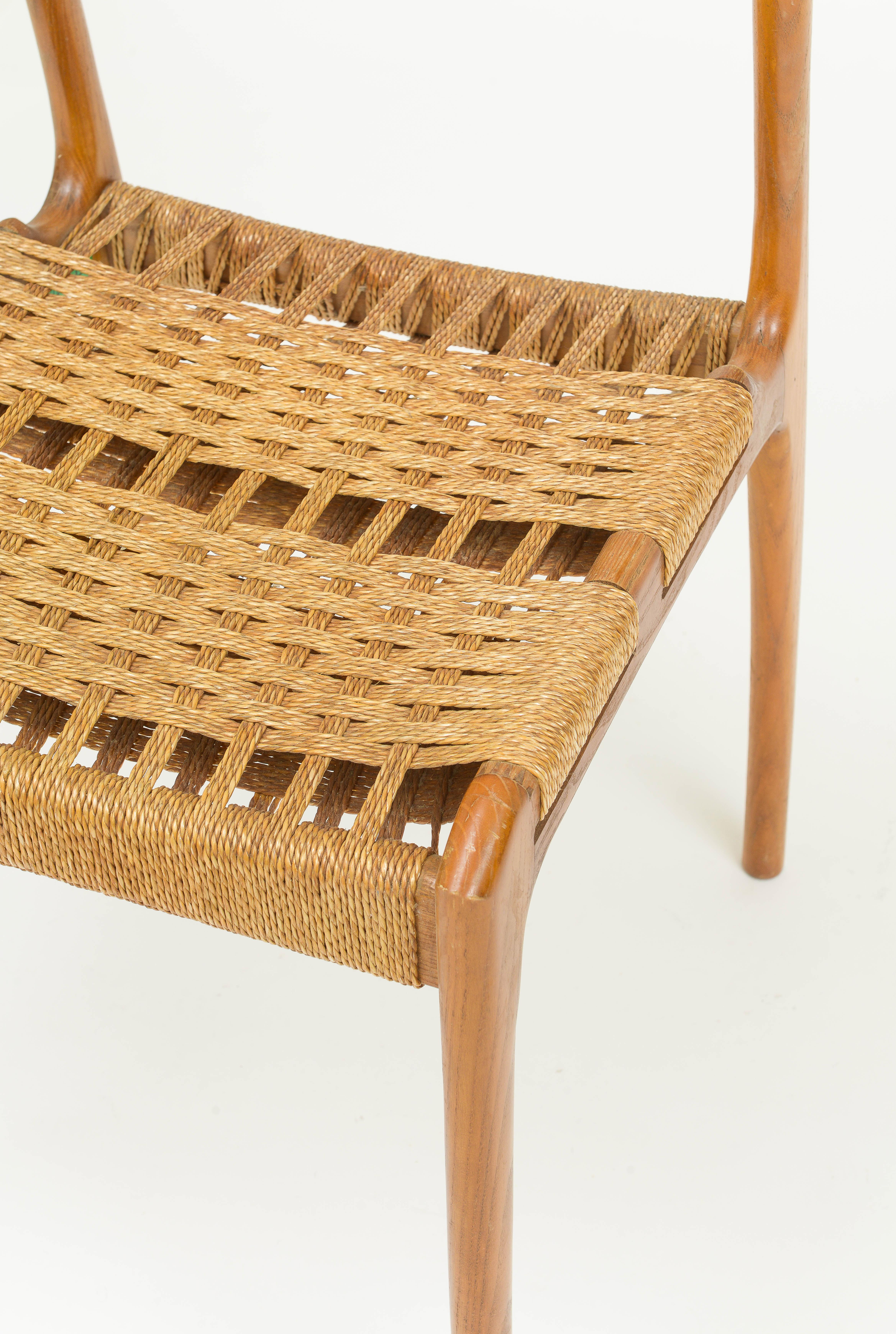6 Italian Dining Chairs with Woven Rush Seating, 1960's France For Sale 6