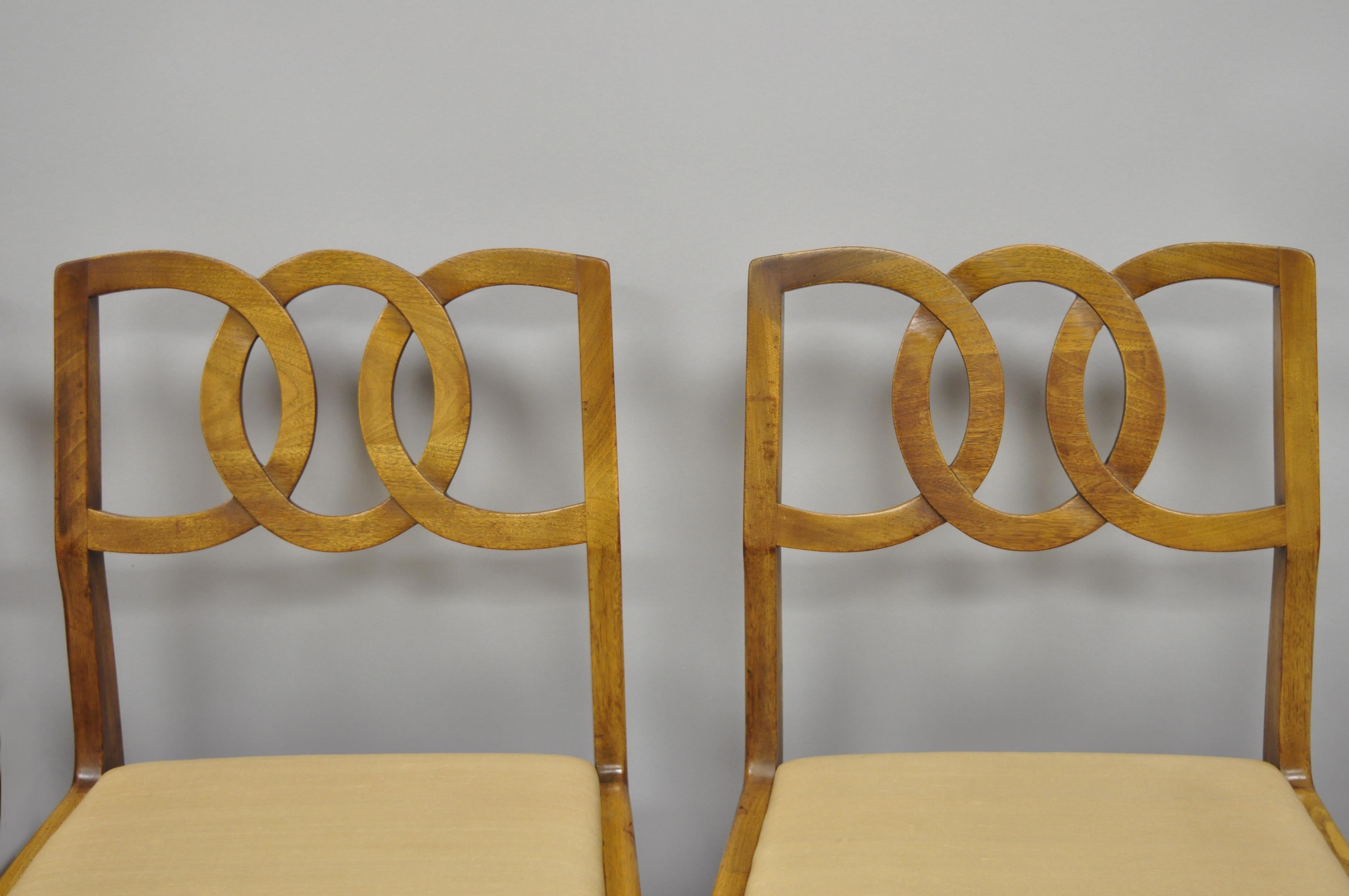6 John Stuart Walnut Mid-Century Modern Interlocking Pretzel Back Dining Chairs In Good Condition In Philadelphia, PA