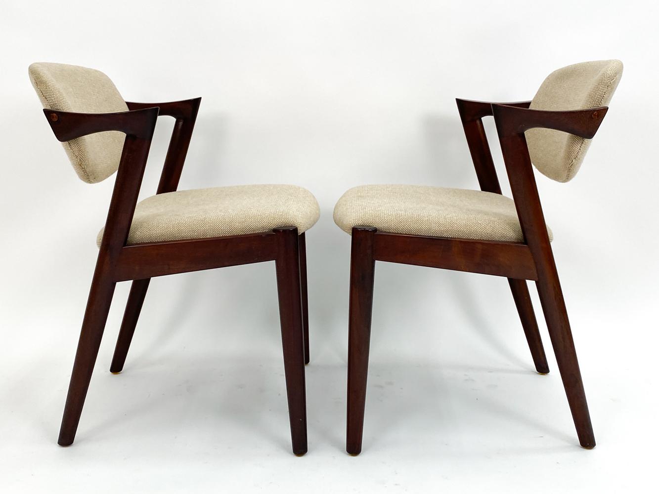 (6) Kai Kristiansen Modell 42 „Z“ Esszimmerstühle aus dunkel gebeizter Eiche, ca. 1960er Jahre im Angebot 8