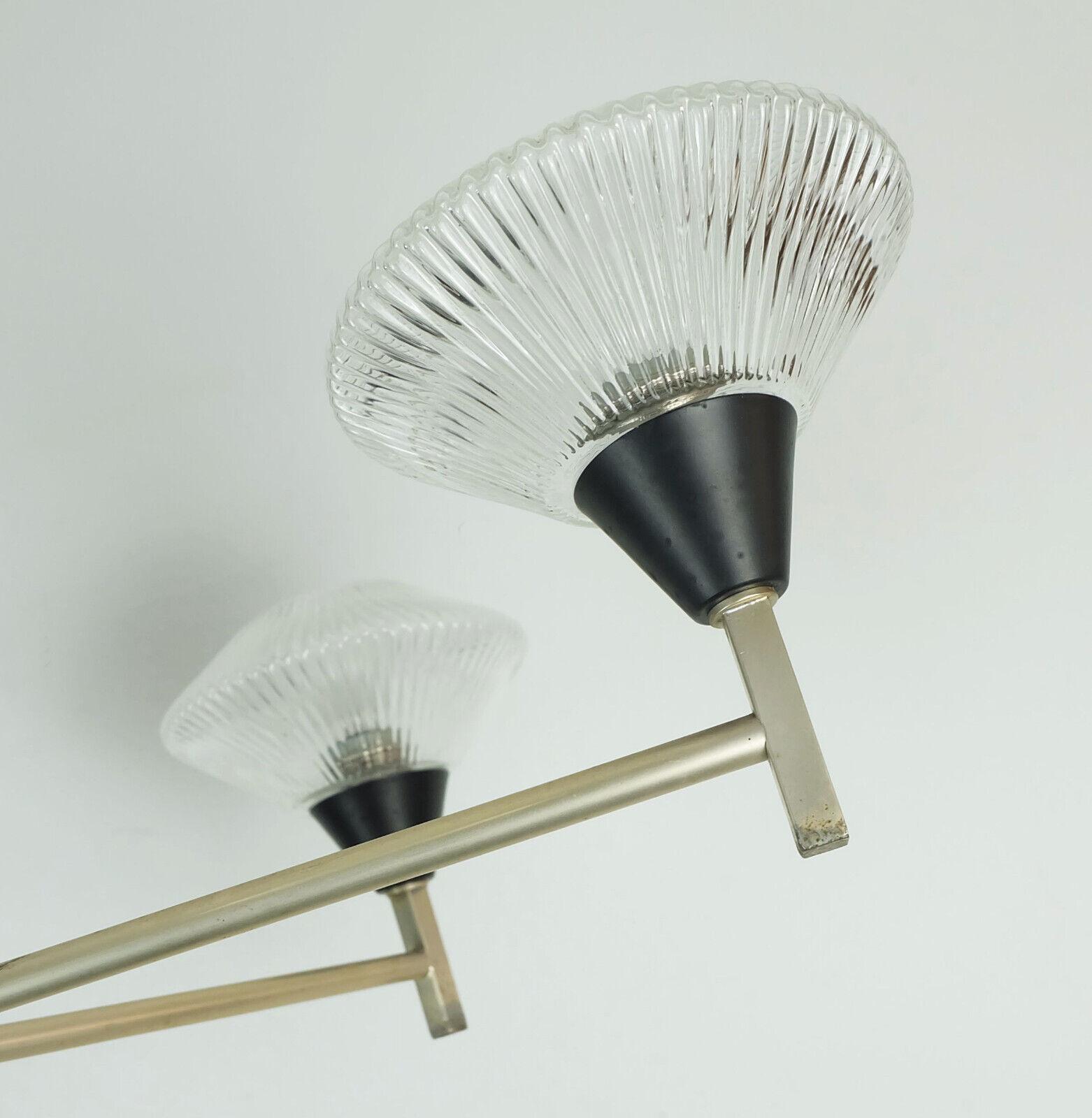 Alluminio Lampada a sospensione CHANDELIER a 6 luci di metà secolo in vetro, alluminio e metallo earyl 1960 in vendita