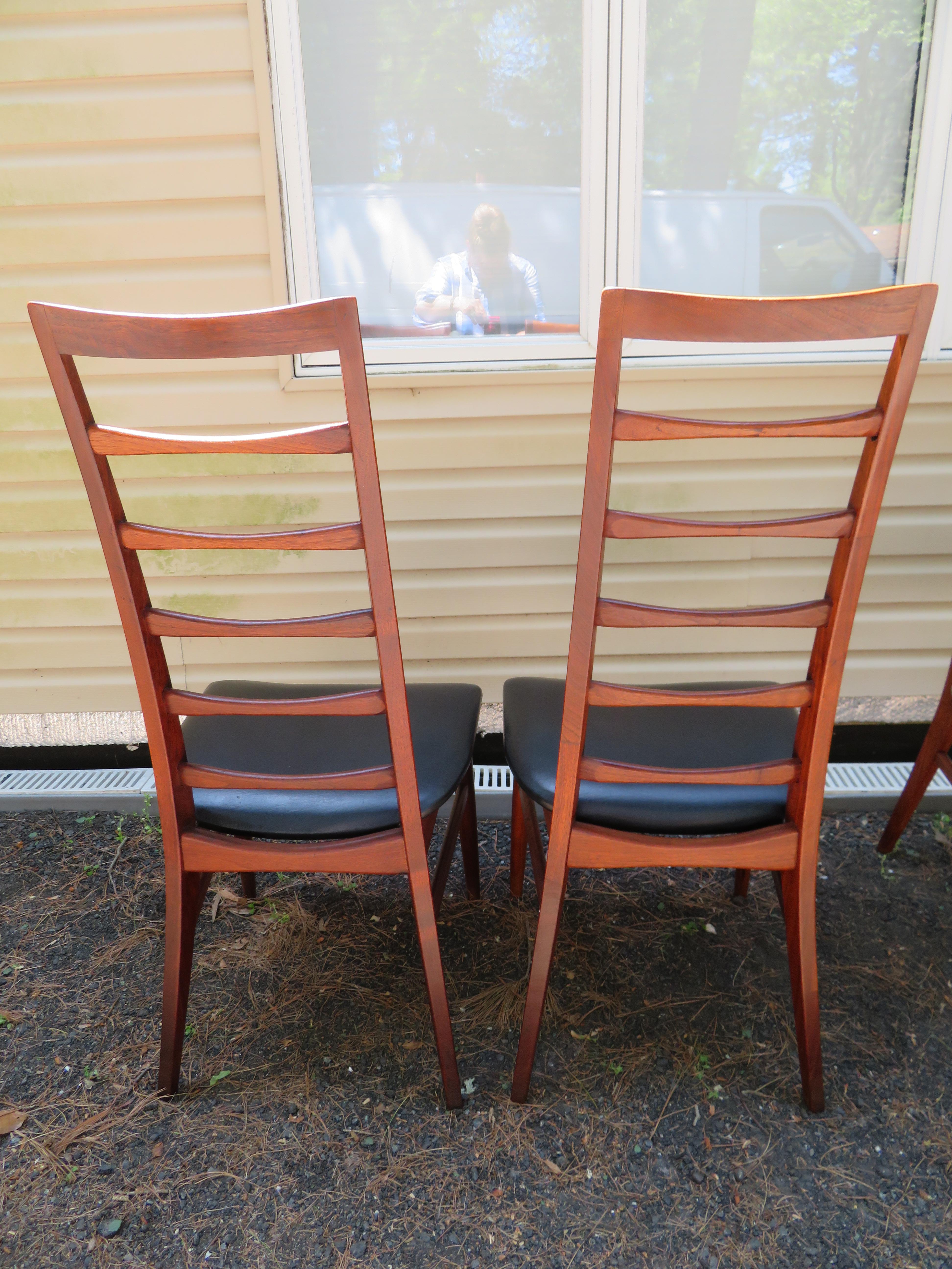 6 Lovely Niels Kofoed Style Teak Danish Modern Ladderback LIZ Chair In Good Condition In Pemberton, NJ