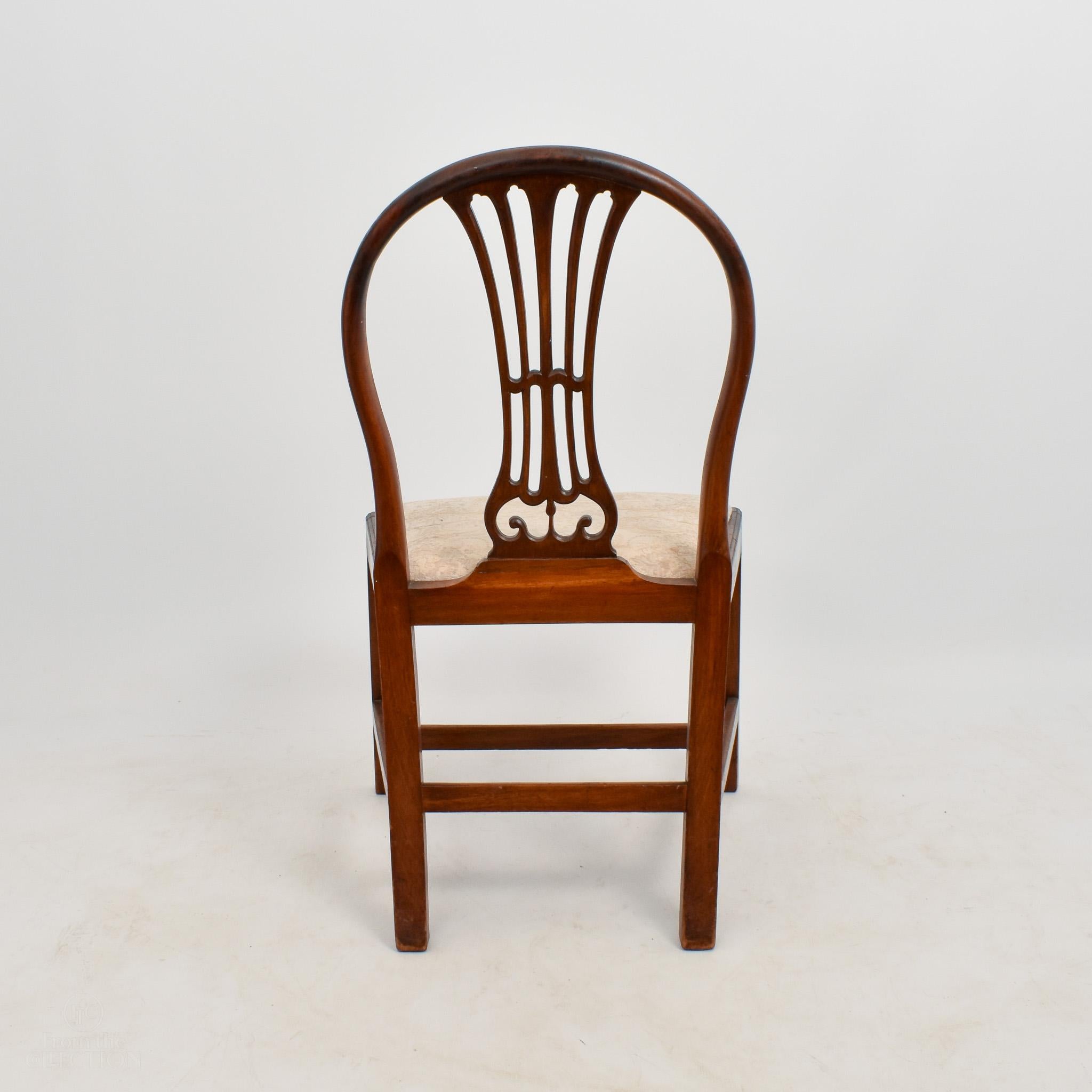 18th Century and Earlier 6 Mahogany Hepplewhite Dining Chairs, Circa 1760 For Sale