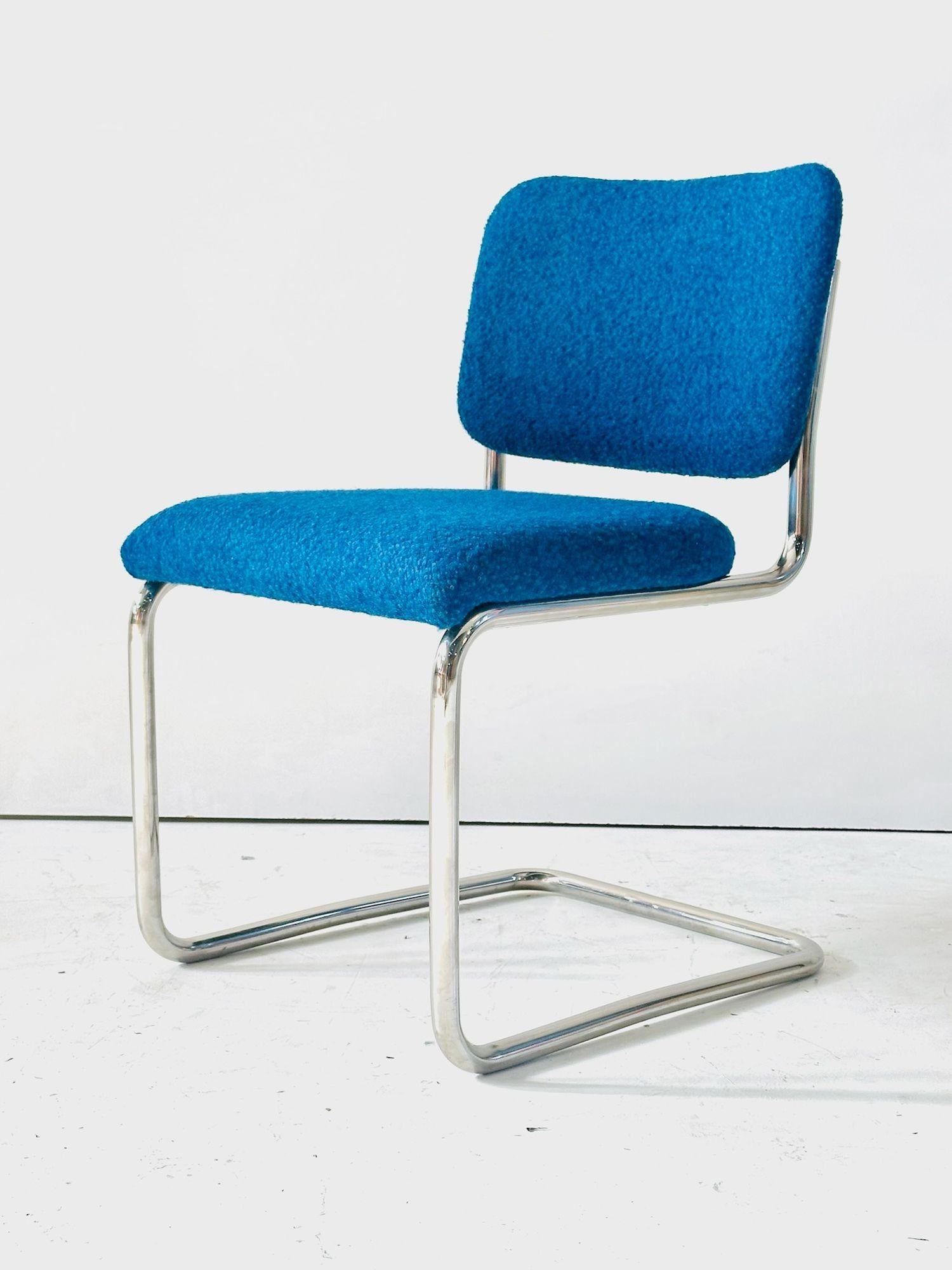8 Marcel Breuer Cesca Beistell-/Esszimmerstühle aus schwarzem Leder/Wildleder für Knoll, 1980 (amerikanisch) im Angebot