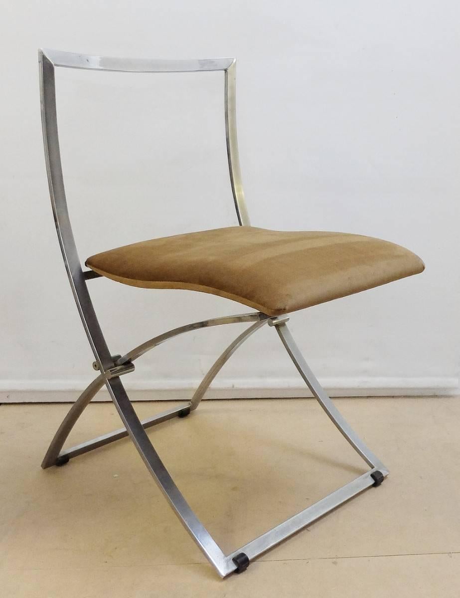 Marcello Cuneo folding chair 'Model Luisa' for Mobel Italia, set of six 

Marcello Cuneo was an italian industrial designer during the 1960s. His work becomes famous in the whole world because of the high quality of his products.
 