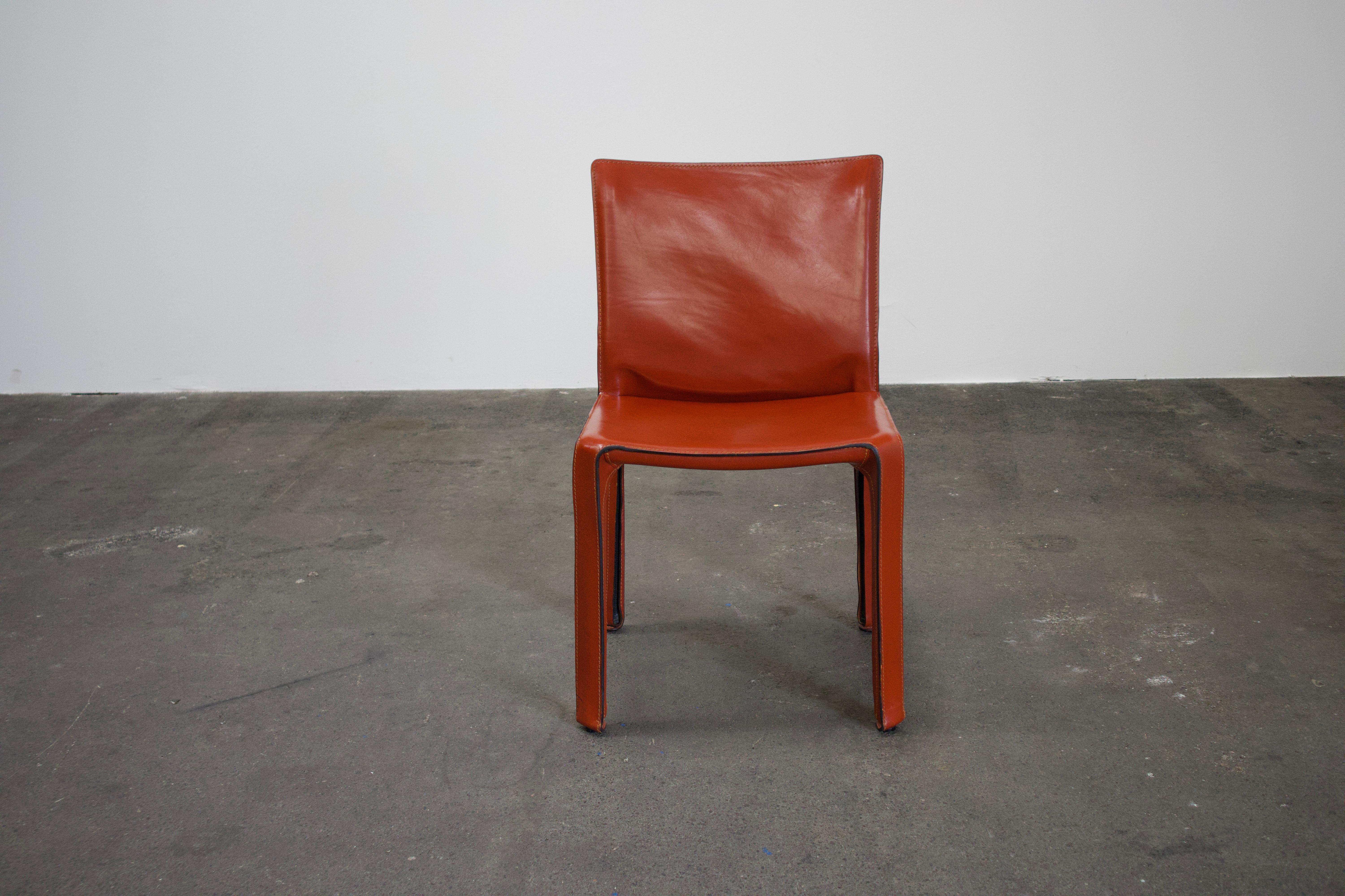 6 Mario Bellini CAB 412 Chairs in Russian Red / Cognac Leather for Cassina In Good Condition In Grand Cayman, KY