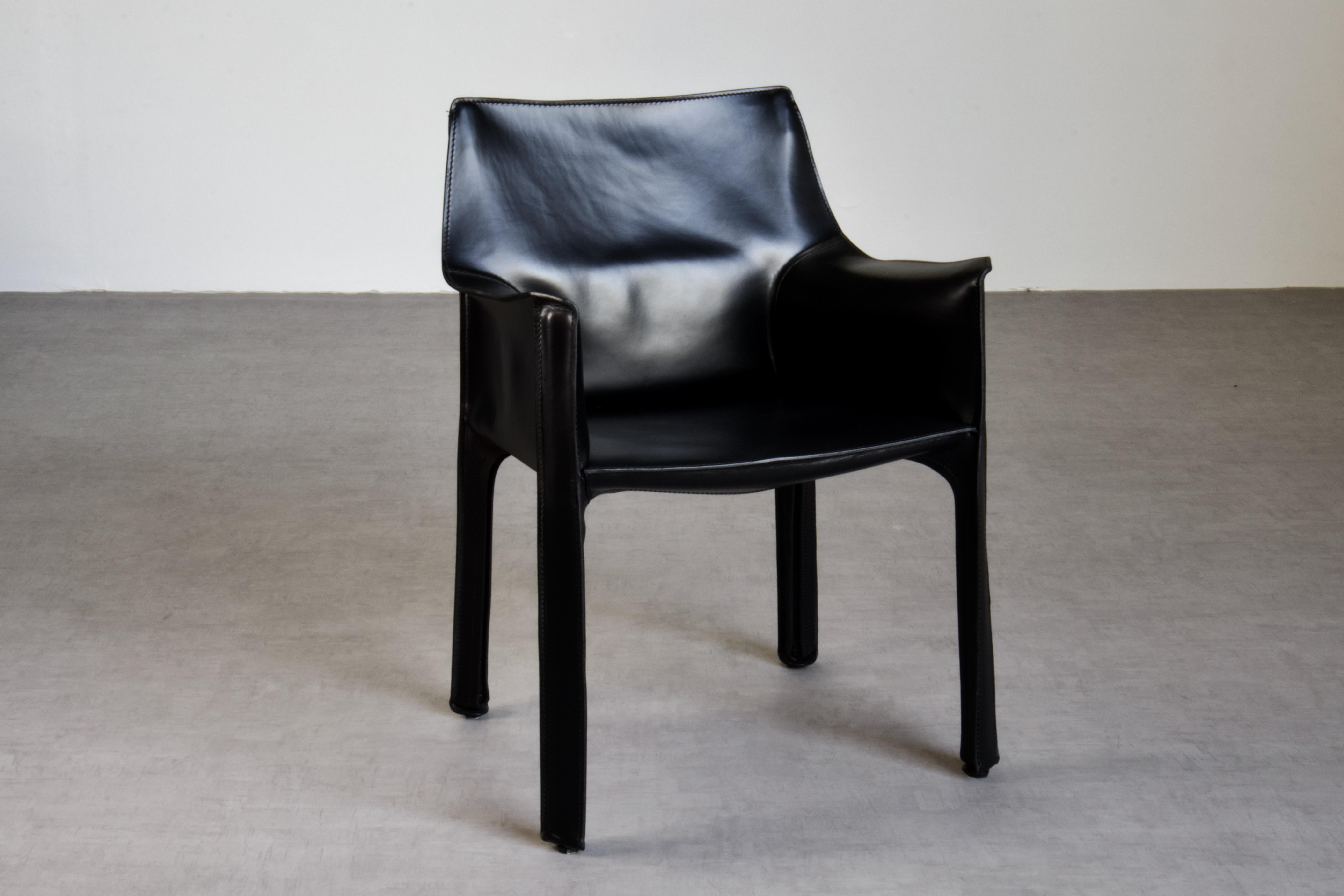 6 Mario Bellini CAB 413 Armchairs in Black Leather for Cassina, 1980s Italy For Sale 6