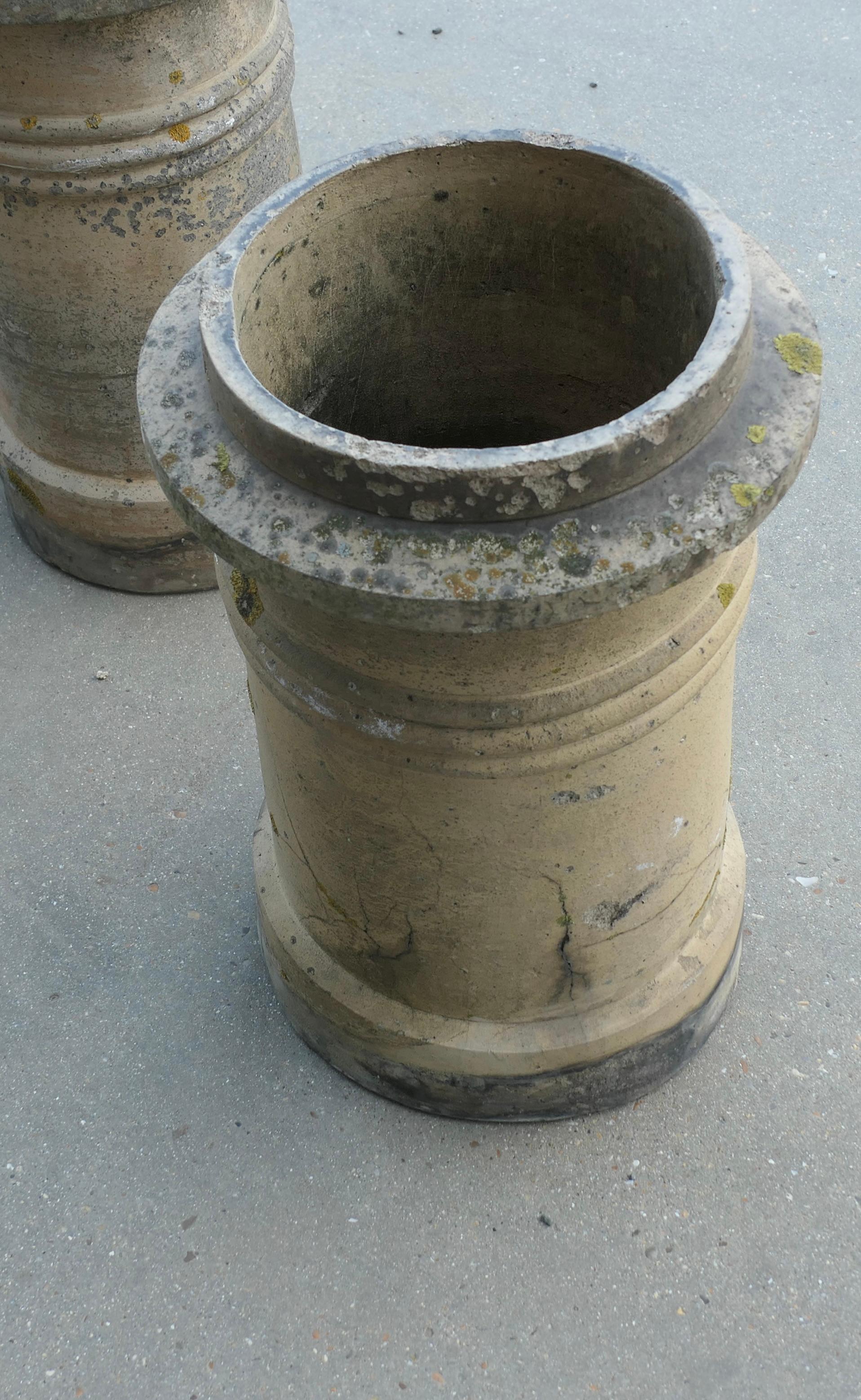19th Century 6 Matching Victorian Chimney Pots   6 Well used and well weathered For Sale