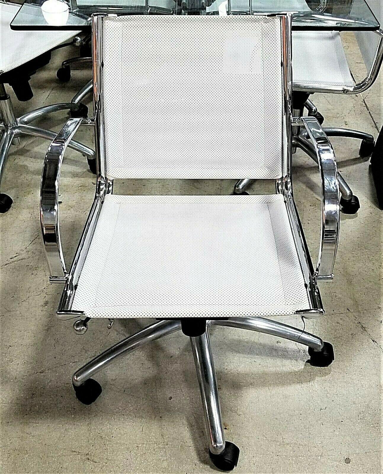 Offering one of our recent palm beach office estate fine furniture acquisitions of a 
Set of 6 Mid-Century Modern chrome adjustable armchairs by Sitland
Made in Italy

Measures: Adjustable seat height: Maximum is 22