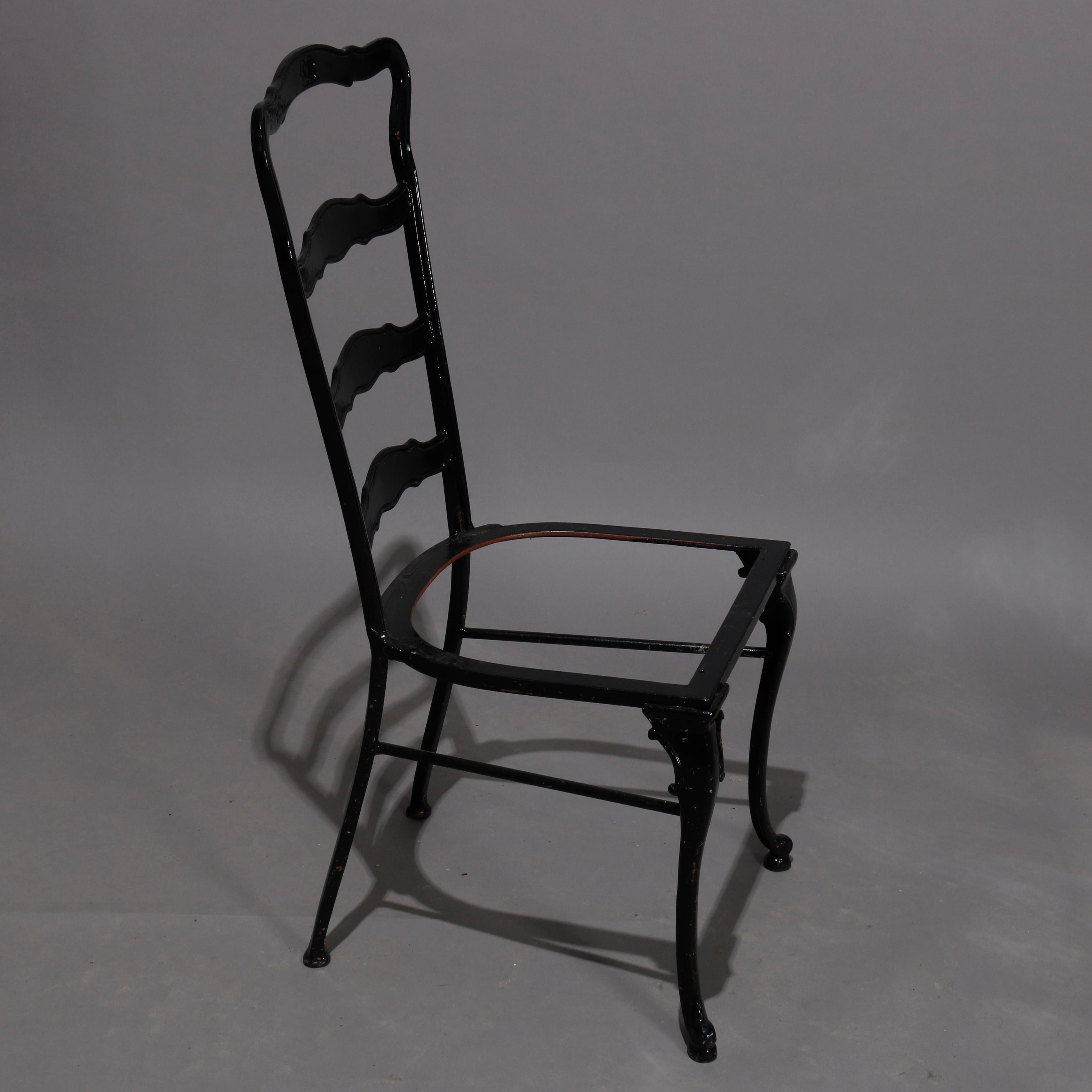 6 chaises de salle à manger à dossier haut, ébonisées et imprimées d'animaux, The Modernity, 20e siècle  C Bon état - En vente à Big Flats, NY