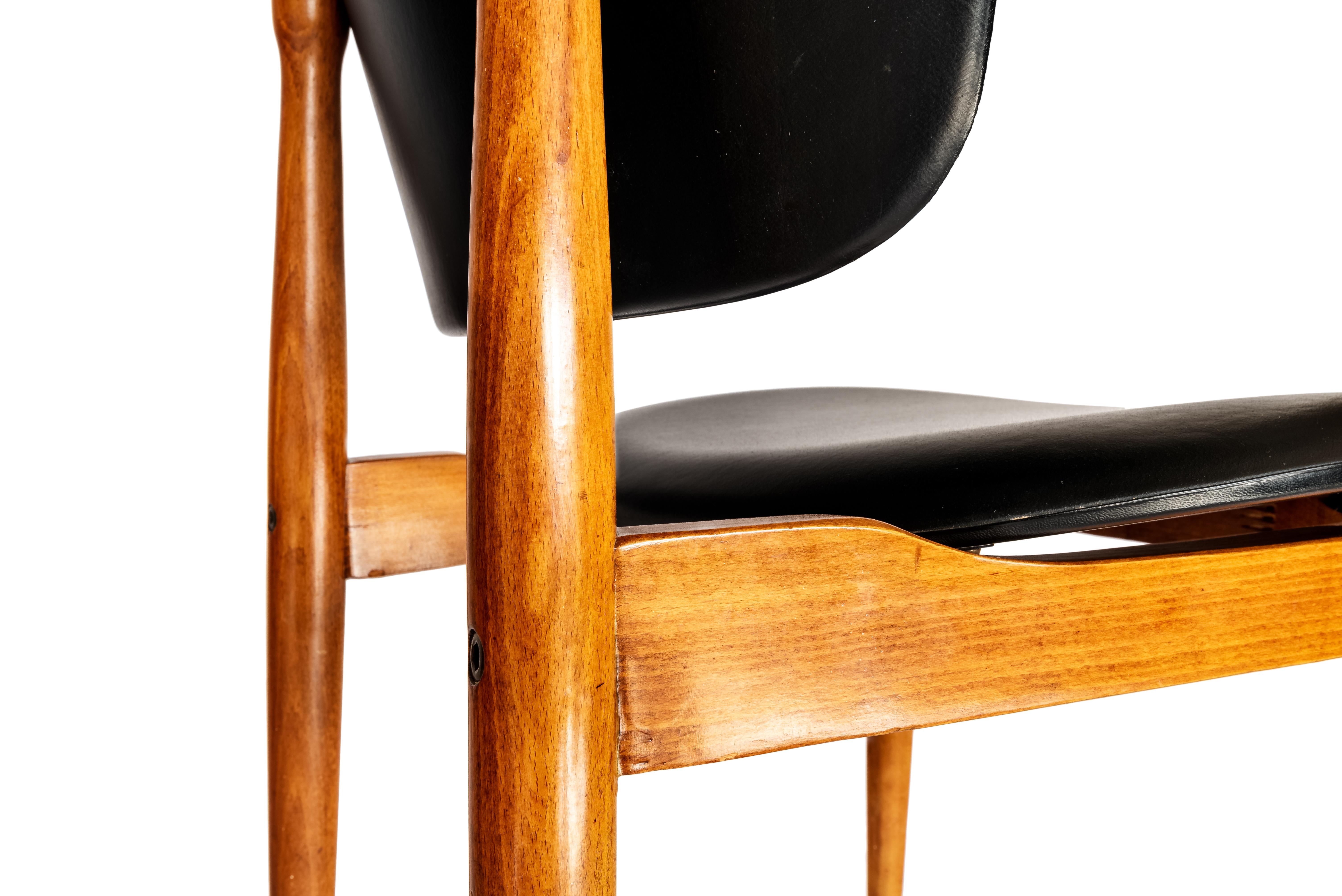 Varnished 6 Mid-Century Modern Pegase Beechwood Dining Chairs by Pierre Guariche, Baumann