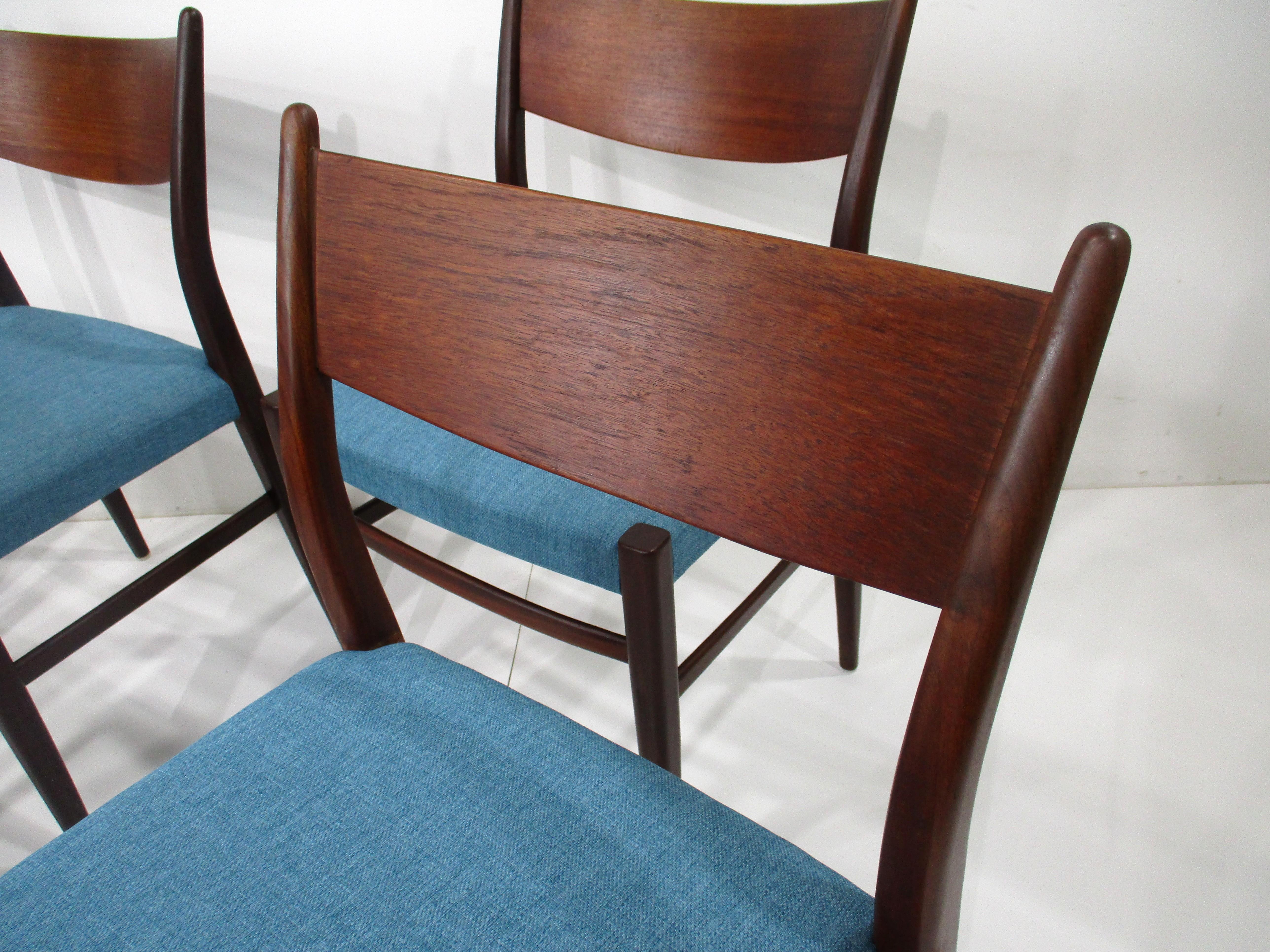 6 sedie da pranzo imbottite in teak in stile danese di Yngve Ekstrom per Swedese Sweden in vendita 4