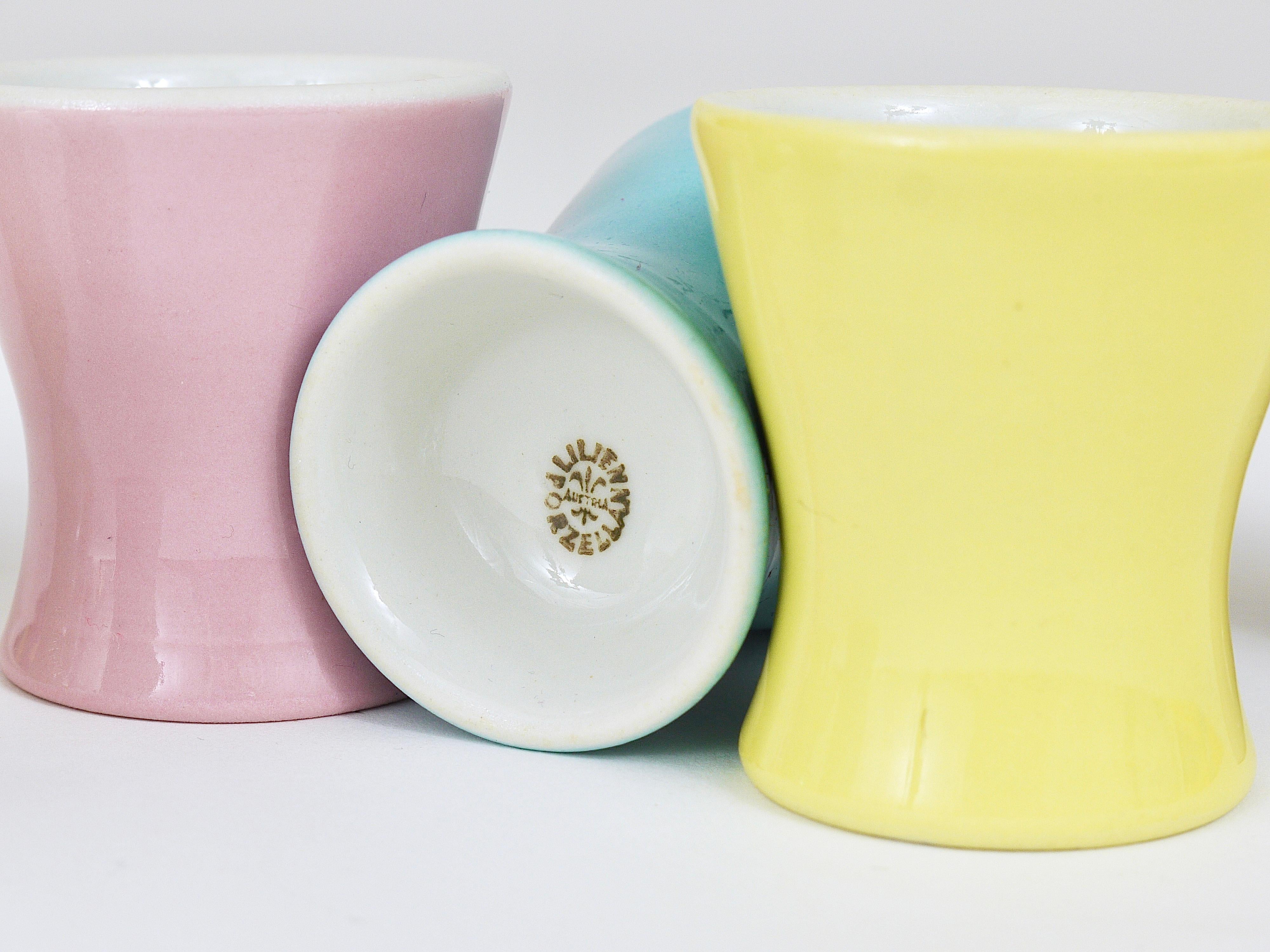 6 Midcentury Pastel Daisy Porcelain Egg Cups, Lilien, Austria, 1950s For Sale 3