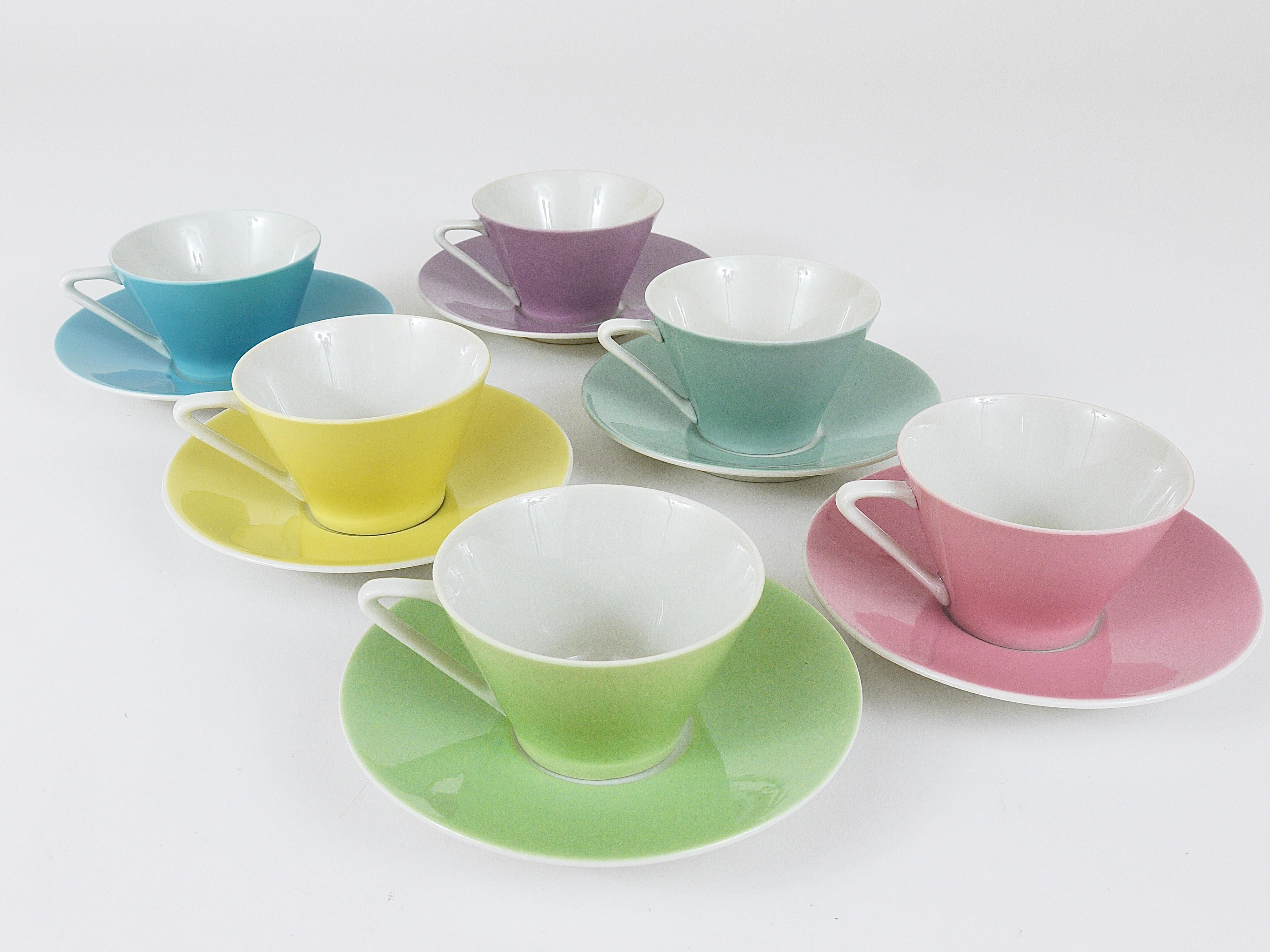 6 Pastellfarbene Gänseblümchen Espressotassen aus Porzellan, Lilien, Österreich, 1950er Jahre im Angebot 8