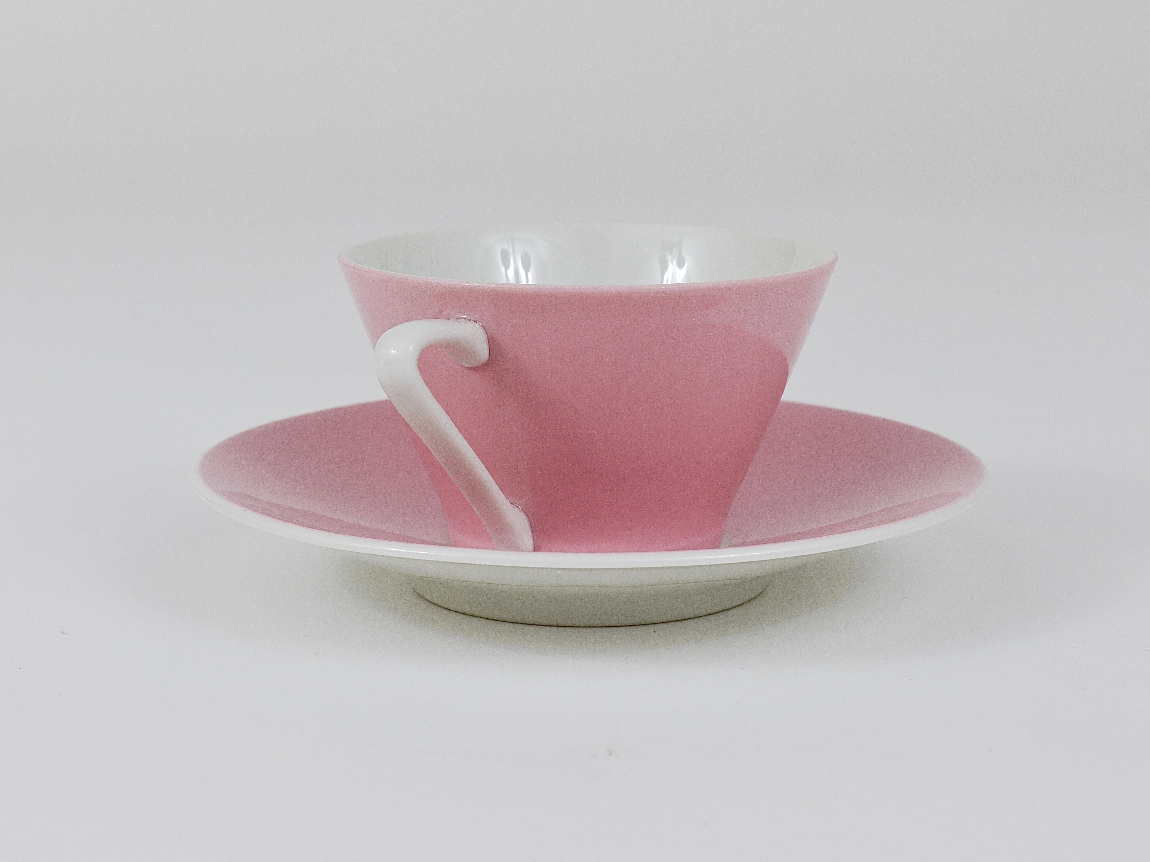 6 Pastellfarbene Gänseblümchen Espressotassen aus Porzellan, Lilien, Österreich, 1950er Jahre im Angebot 1