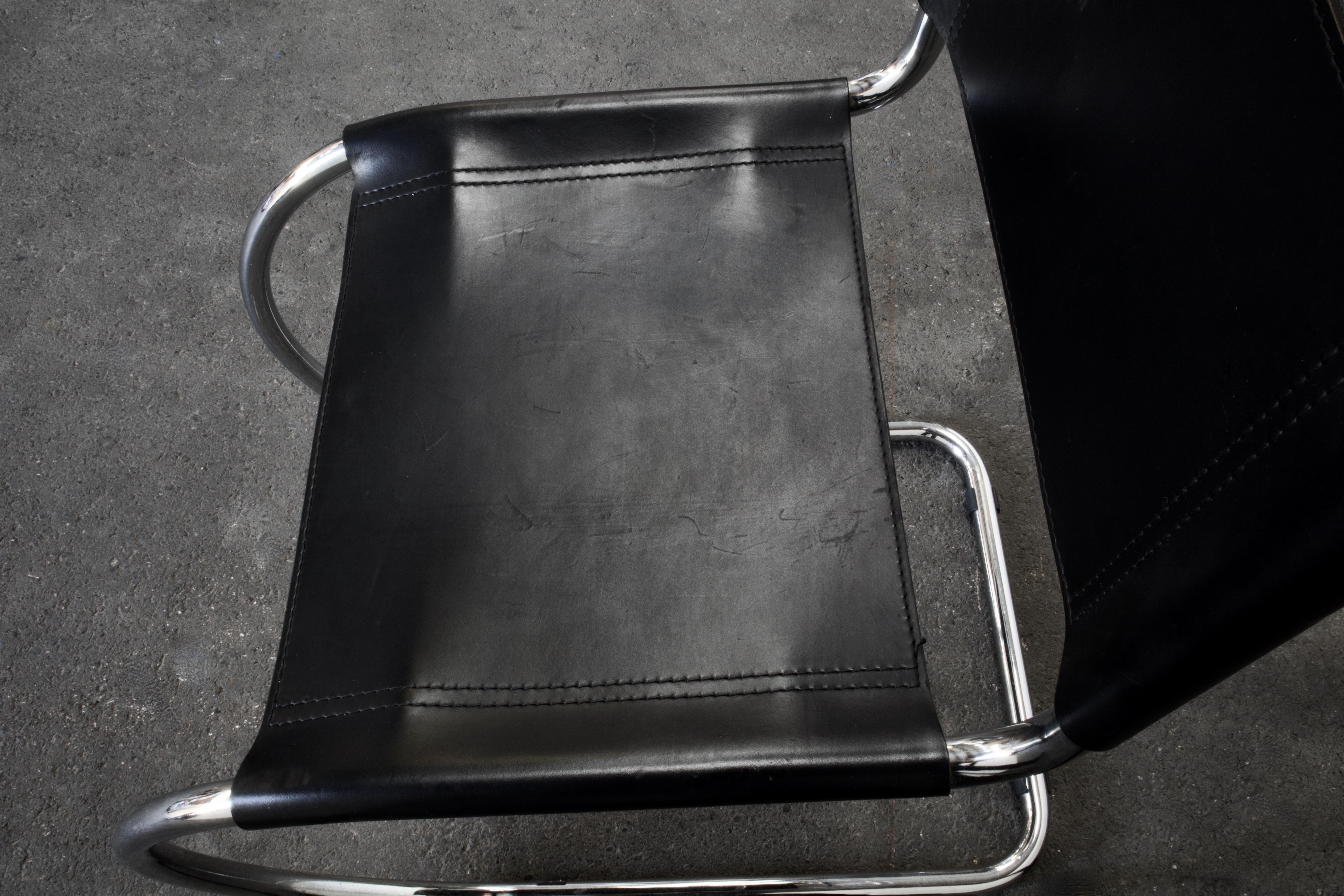 Metal 6 Mies van der Rohe Cantilever MR10 Chairs in Chrome & Black Saddle Leather For Sale