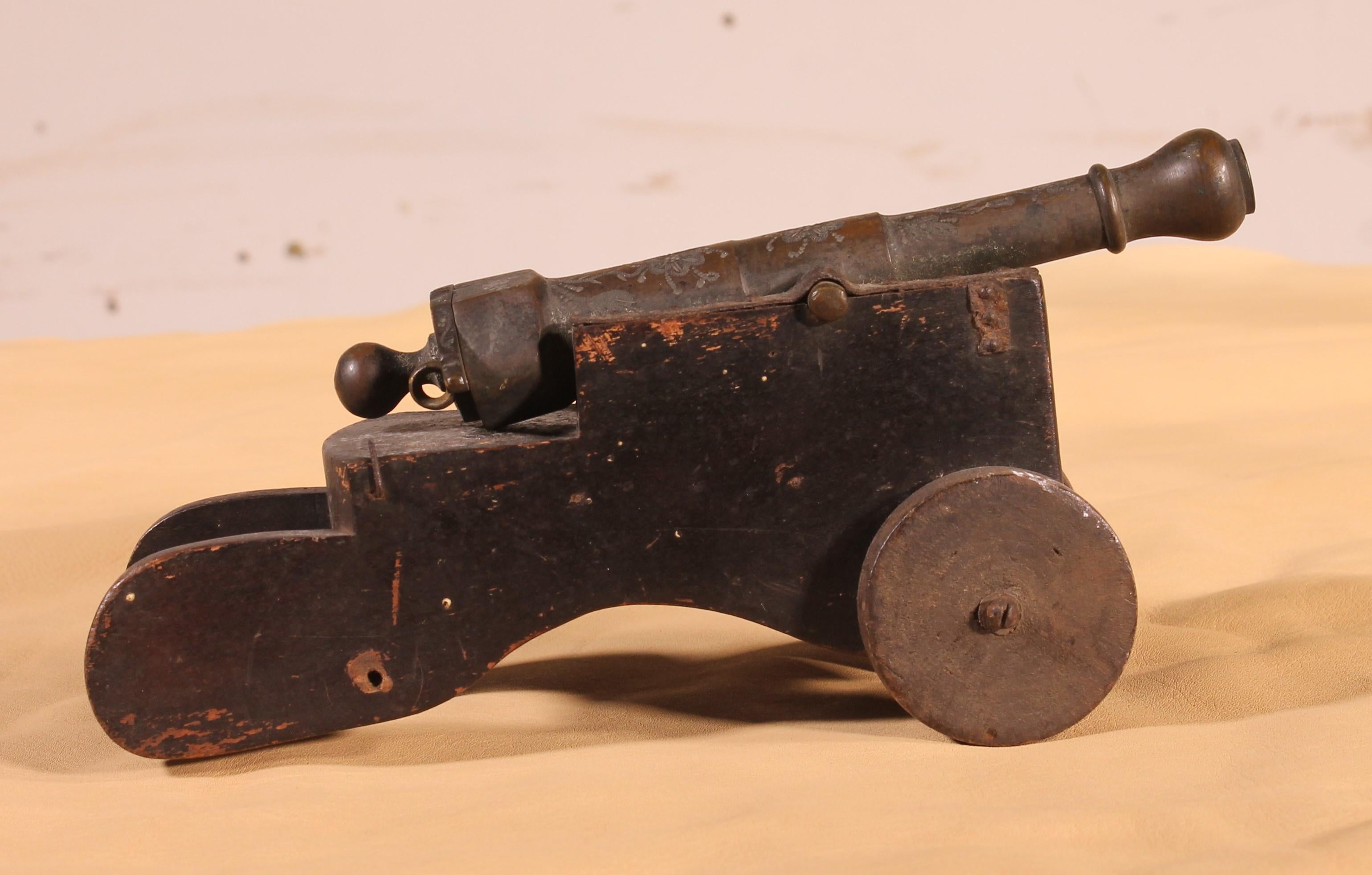 6 Miniatur Kanonen aus dem, 19. Jahrhundert im Angebot 6
