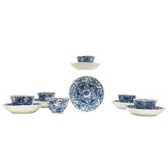 Early 18th Century miniature Chinese Porcelain Tea Bowls with Saucers, Kangxi