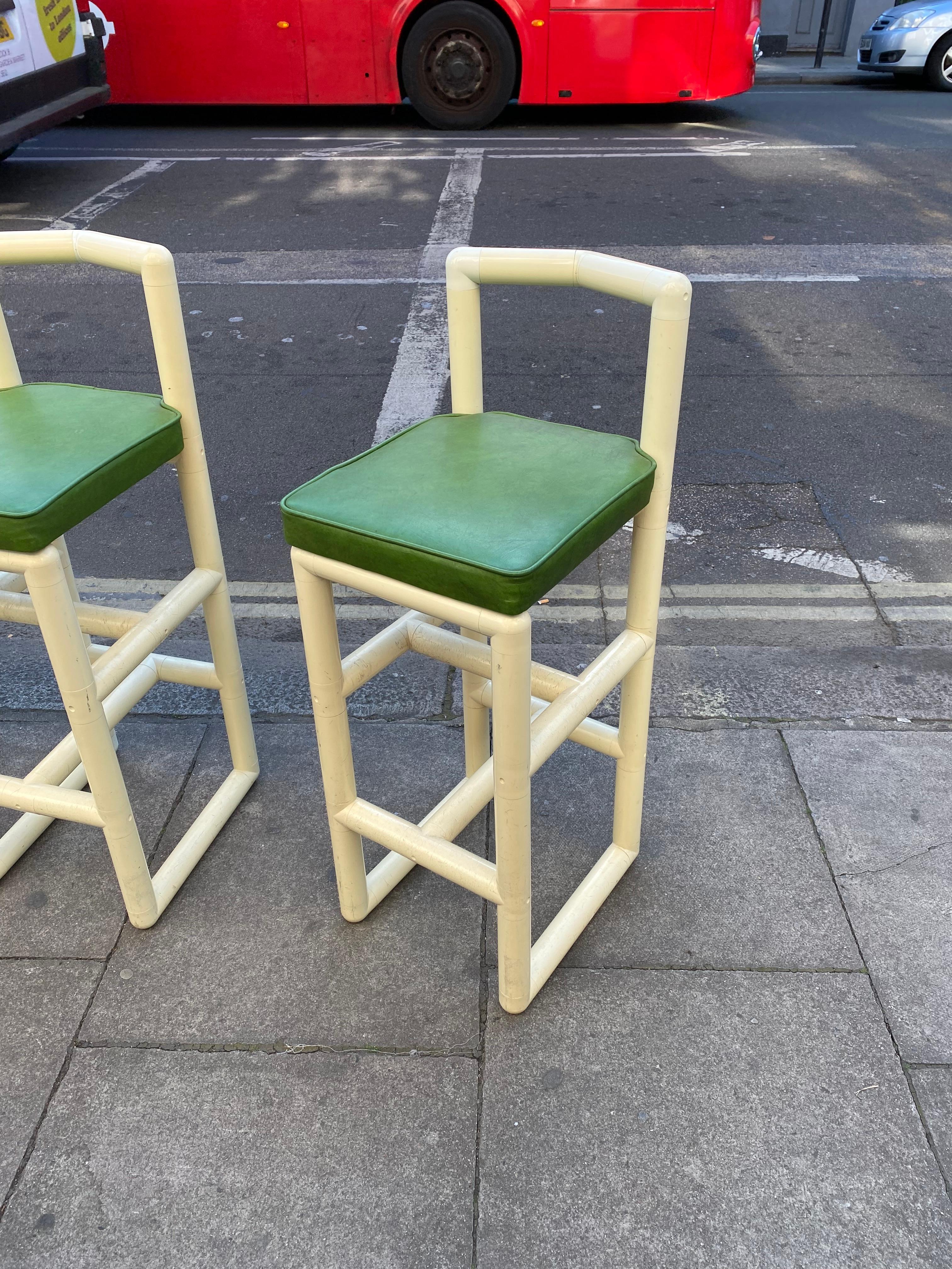 6 Modernist Bar Stools 1970s Space Age Acrylic Table Kitchen Breakfast Seats For Sale 4